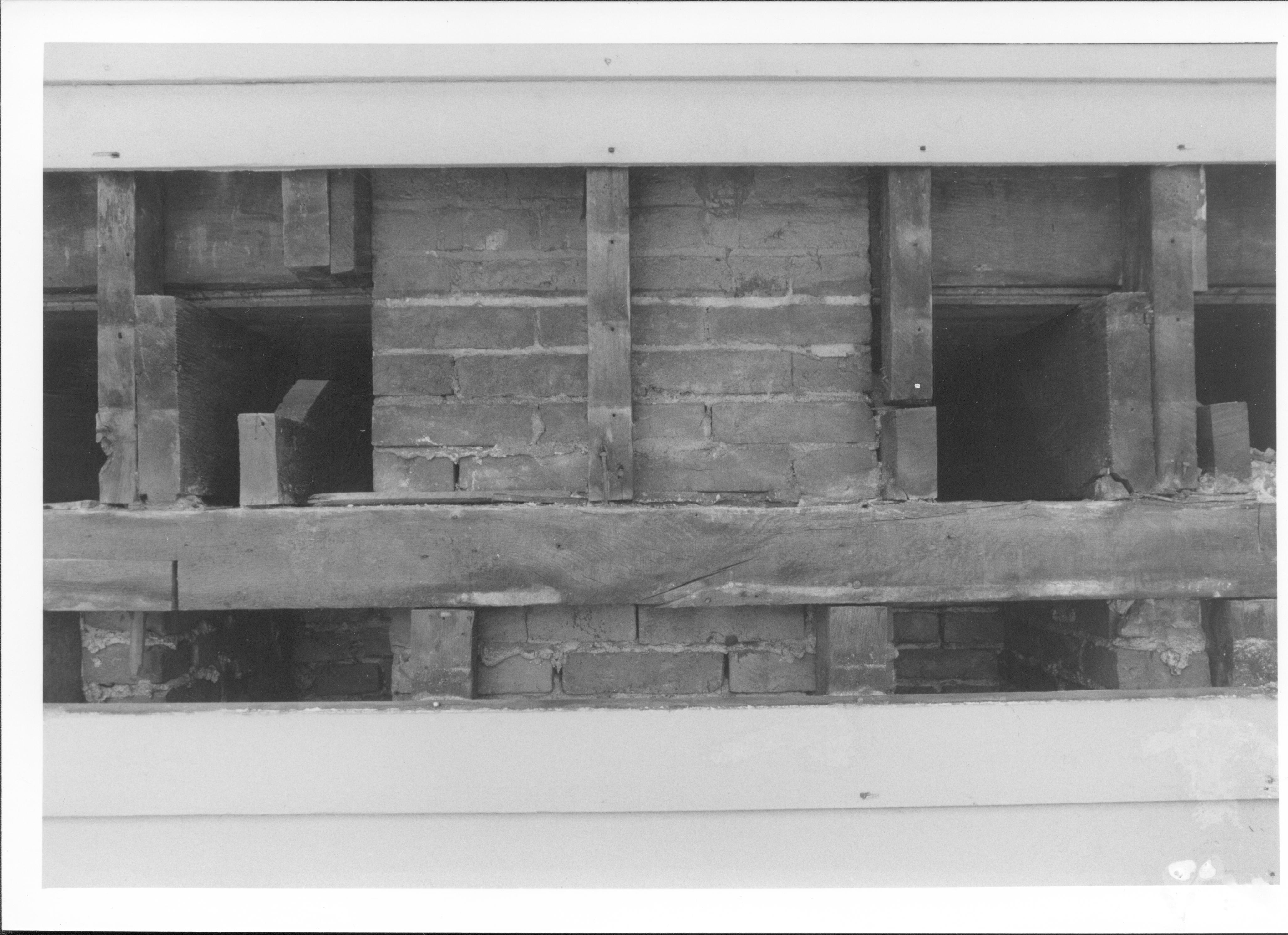NA Lincoln Home NHS- miscellaneous media, 5 brickwork, restoration, siding