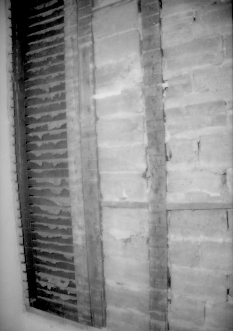 1850 structure features, vertical left corner Lincoln Home NHS- Sprigg House Restoration, Roll 1, exp 22 Sprigg House, restoration, wall