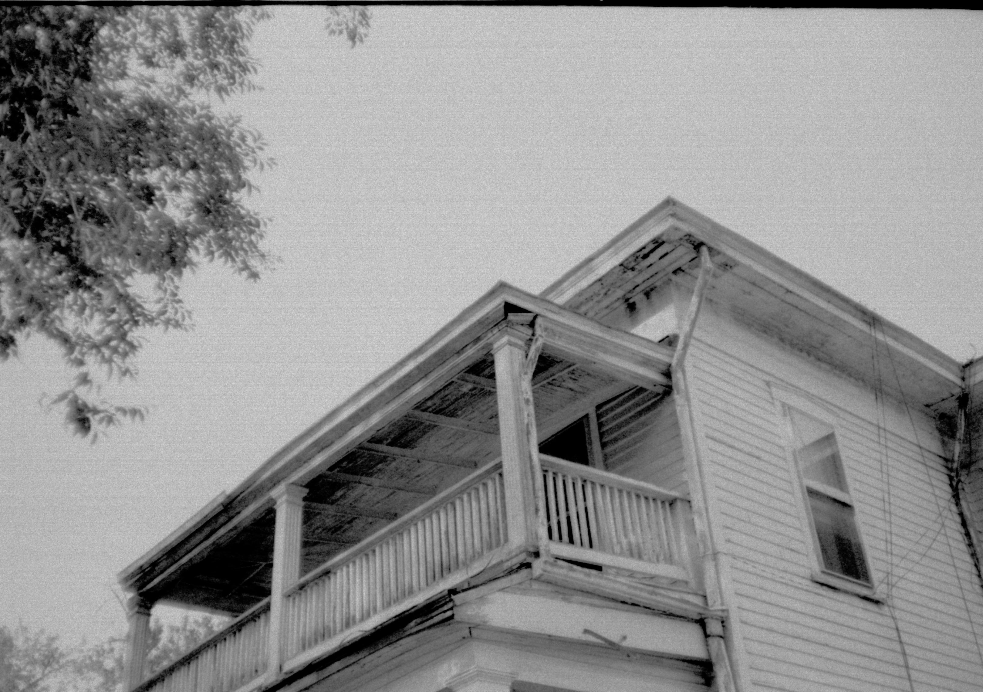 NA Lincoln Home NHS- Sprigg House Restoration 1984 Sprigg House, damage