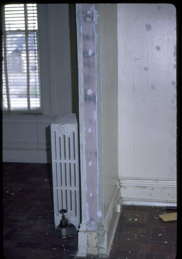 Stuve House Lincoln Home NHS- Stuve House, L78, 16 Stuve House, radiator
