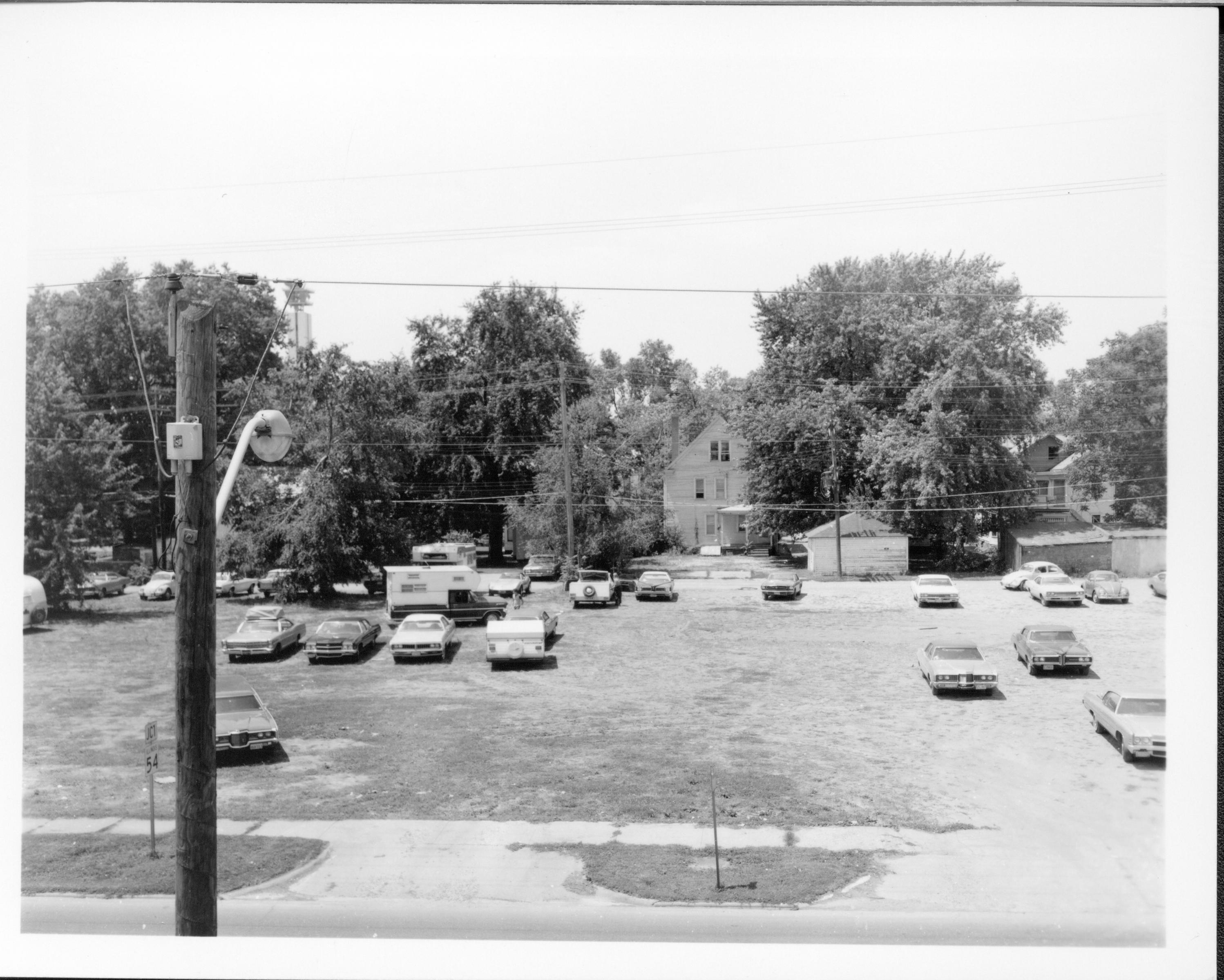 Illegal Visitor Parking - City owned lots between Jackson and Edwards along 9th. 3-Apr 