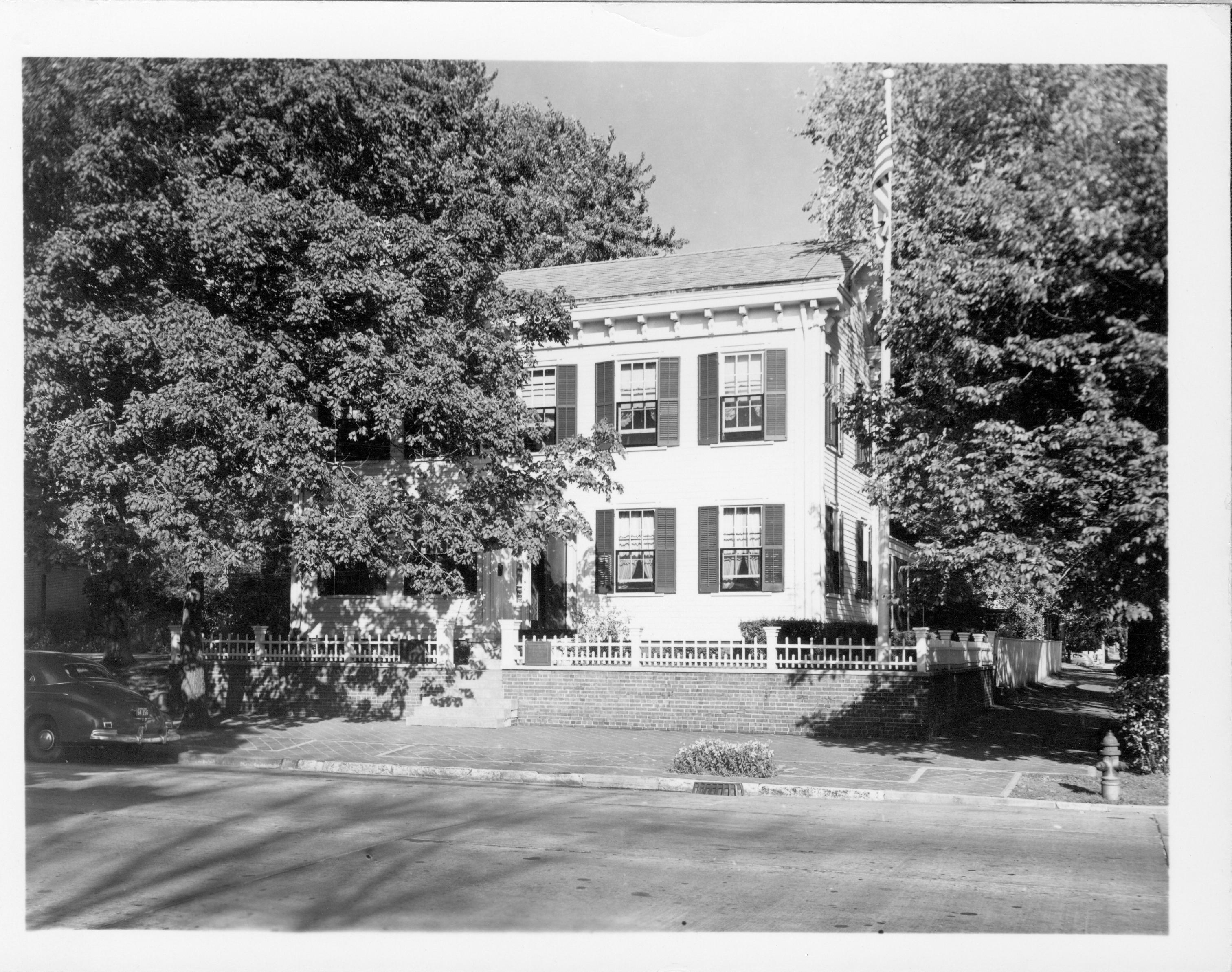 Lincoln Home Front Painted White 