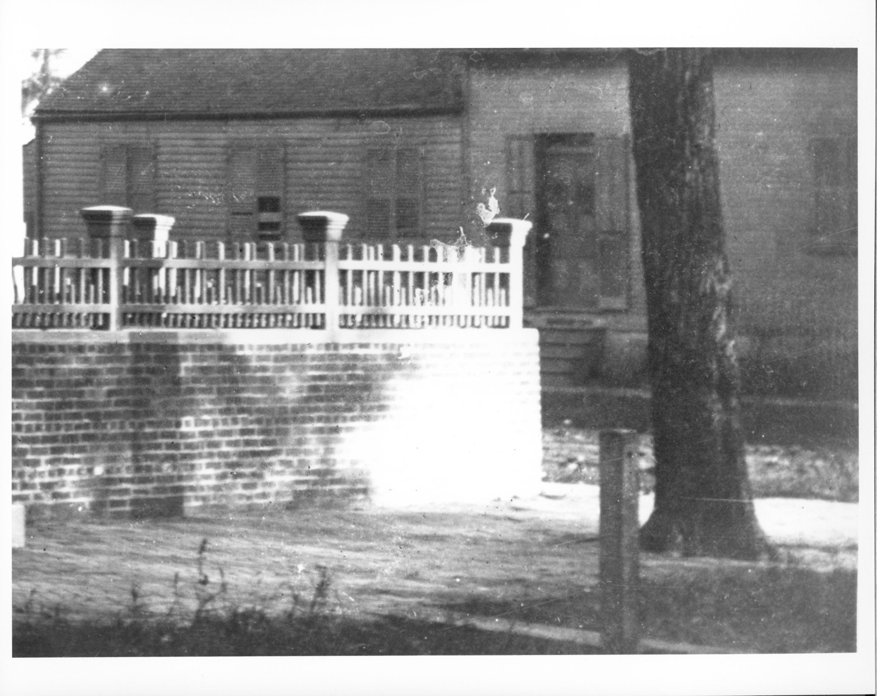 1885-6 closeup Arnold House Arnold House detail from Lincoln Home photograph, see accession file LIHO 96 Arnold 