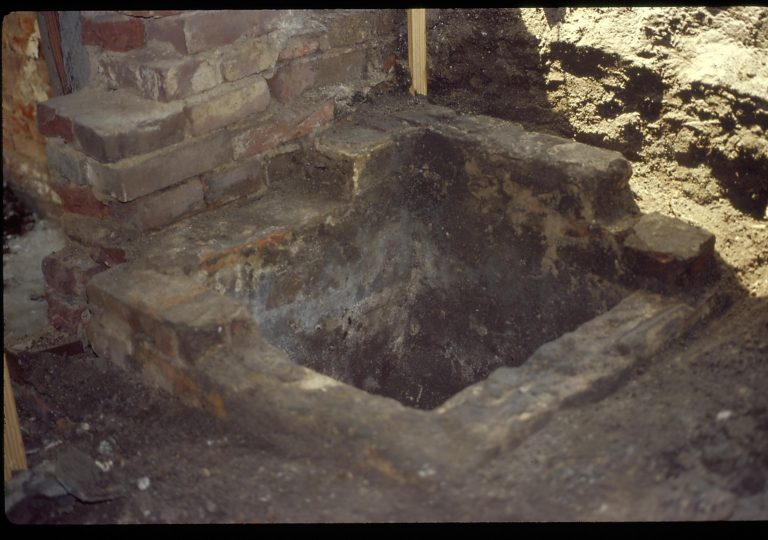 Filtering device, Pit #2 LIHO NHS- Arnold House, HS-20 Roll #9 exp 6 Arnold House, restoration