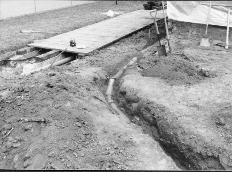 Tile LIHO NHS- Arnold House, HS-20 Roll #11 exp 10 Arnold House, restoration