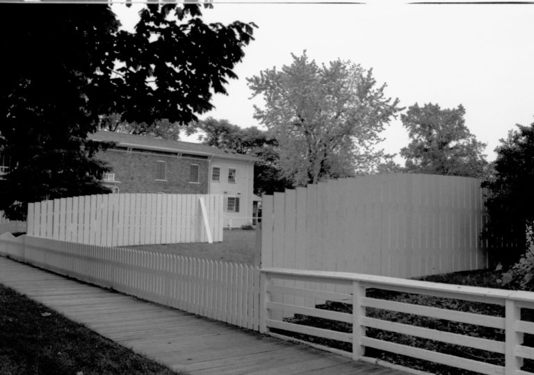 Block 10, lots 5 and 6 LIHO NHS- Roll #2 Neg 9 Shutt House, restoration