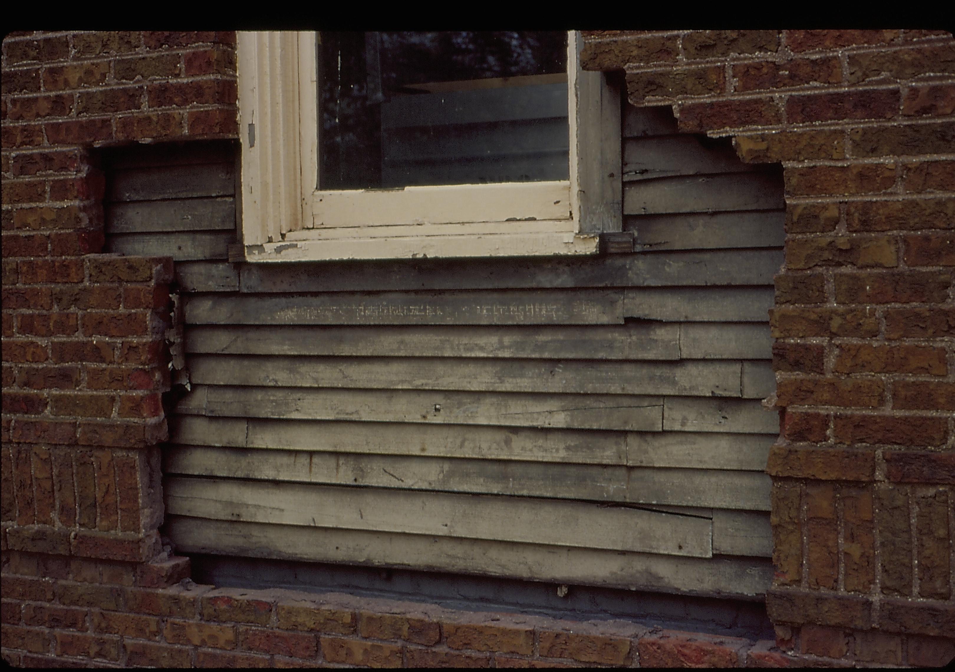 Exterior 101- Clapboards LIHO NHS- Arnold House, HS-20 Roll #1 7/17-7/23/96, exp 14 Arnold House, restoration