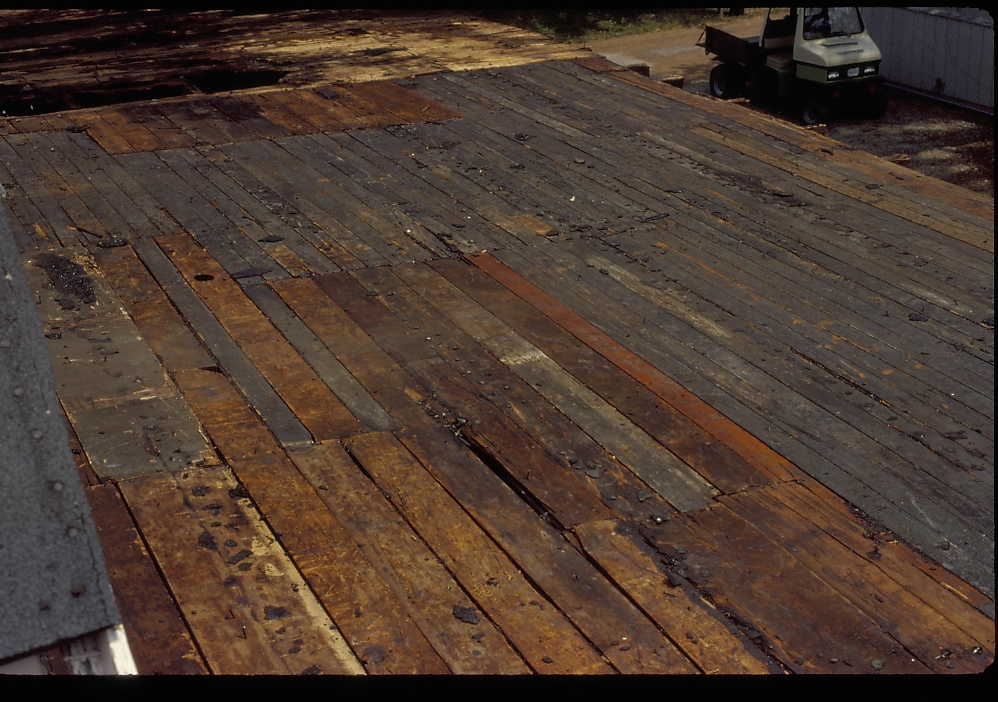 Exterior 104- Planks with nail holes LIHO NHS- Arnold House, HS-20 Roll #1 7/17-7/23/96, exp 19 Arnold House, restoration