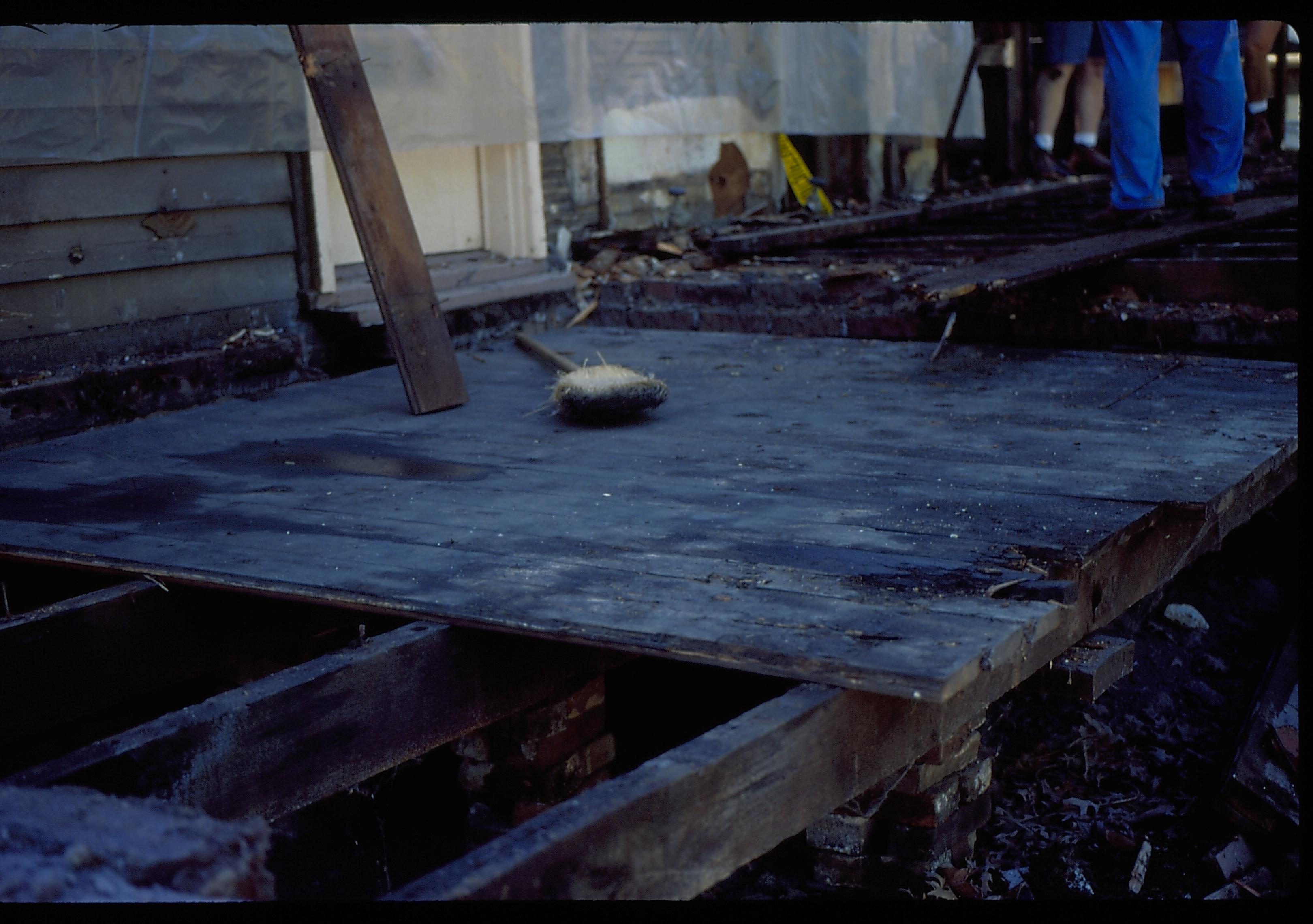 West Porch planks and supports LIHO NHS- Arnold House, HS-20 Roll #1 7/17-7/23/96, exp 29 Arnold House, restoration