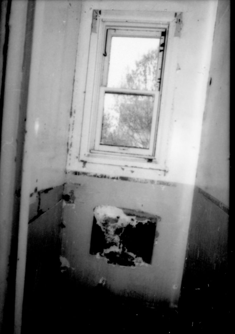 Purpose: Document existing conditions before major removals begin; Stuve House, Room 206, south wall Lincoln Home NHS- Stuve House HS-05-004, exp 8 Stuve House, removals