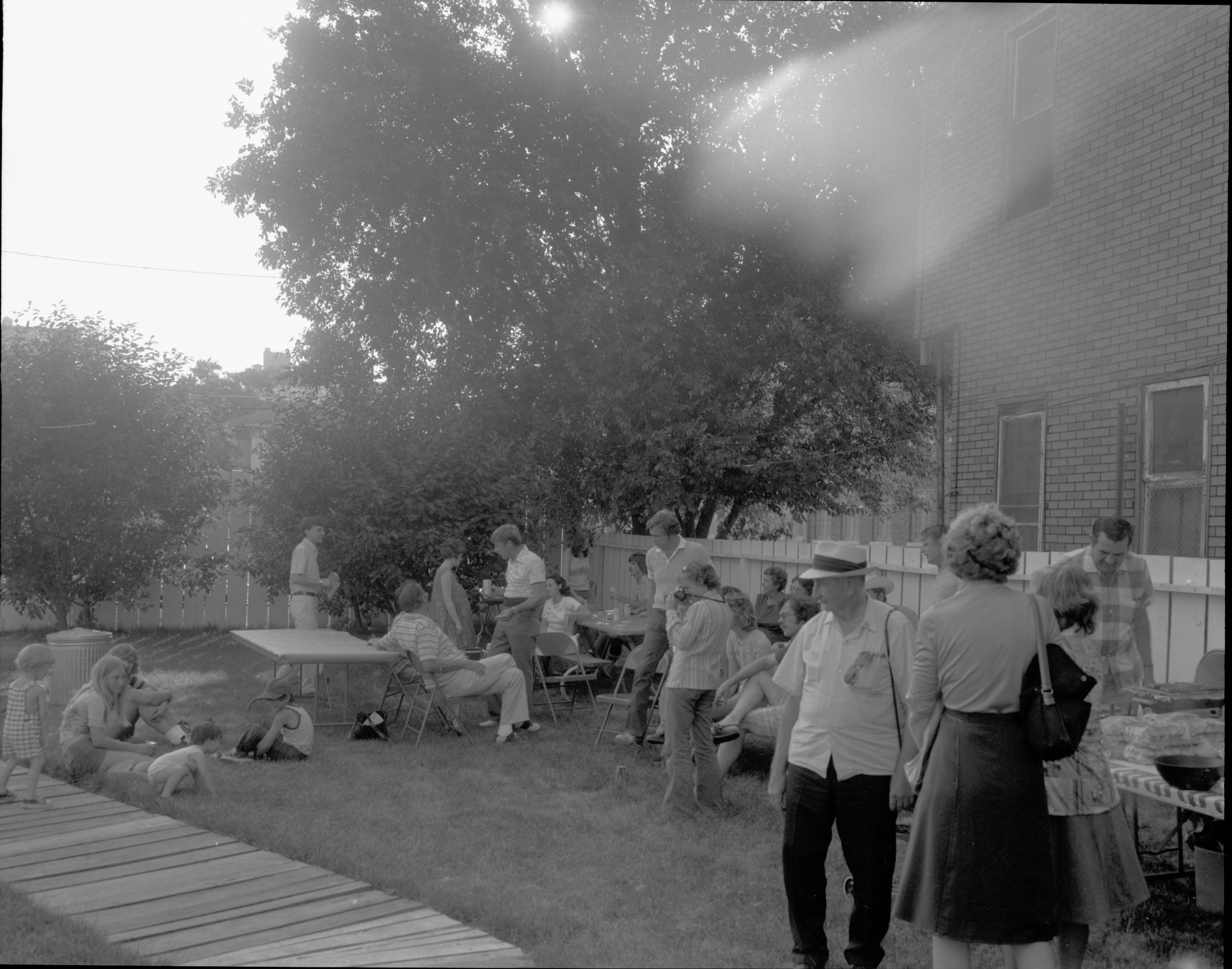 NA Lincoln Home NHS- Visitor Center Visitor Center, picnic