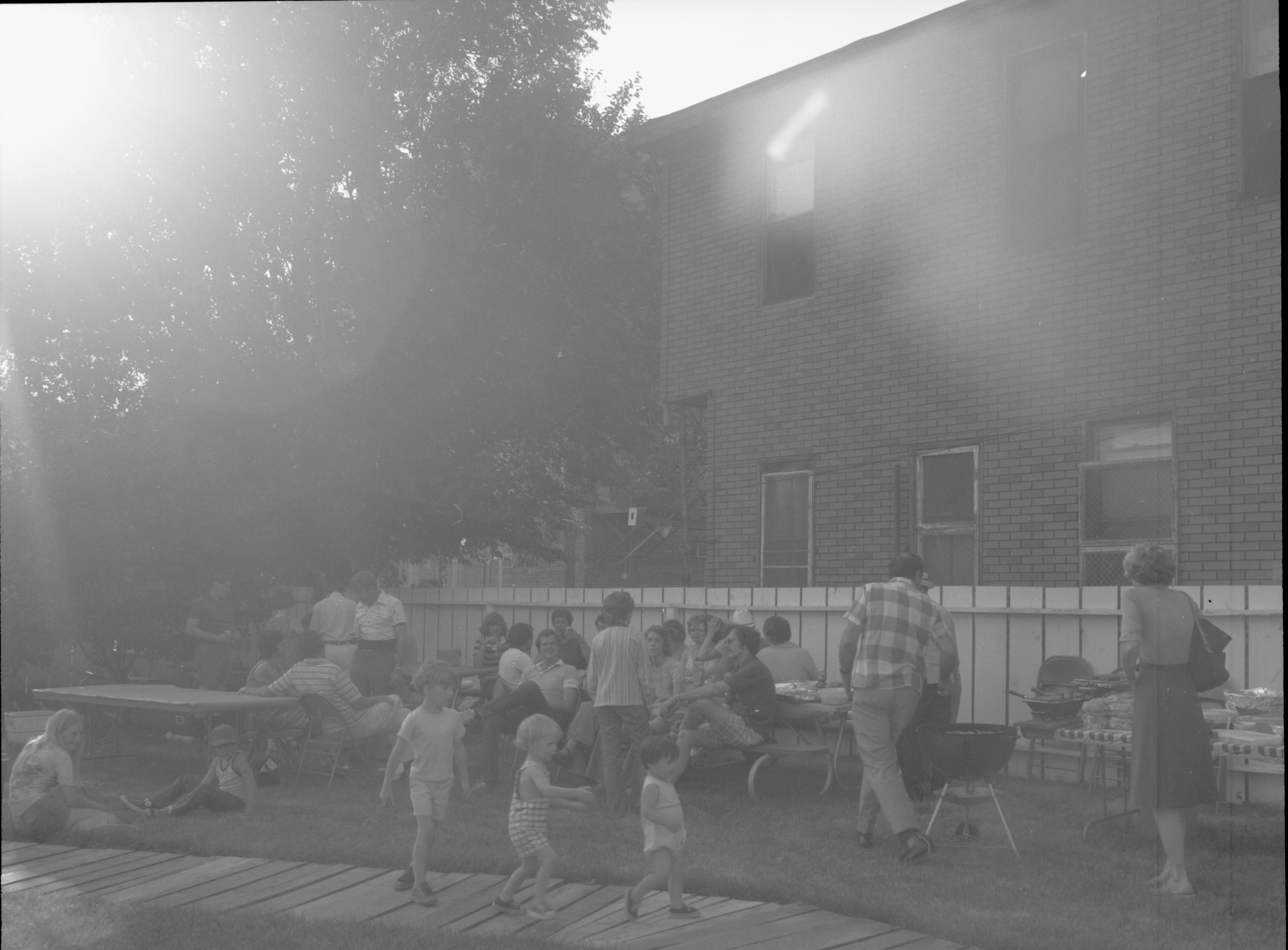 NA Lincoln Home NHS- Visitor Center Visitor Center, picnic