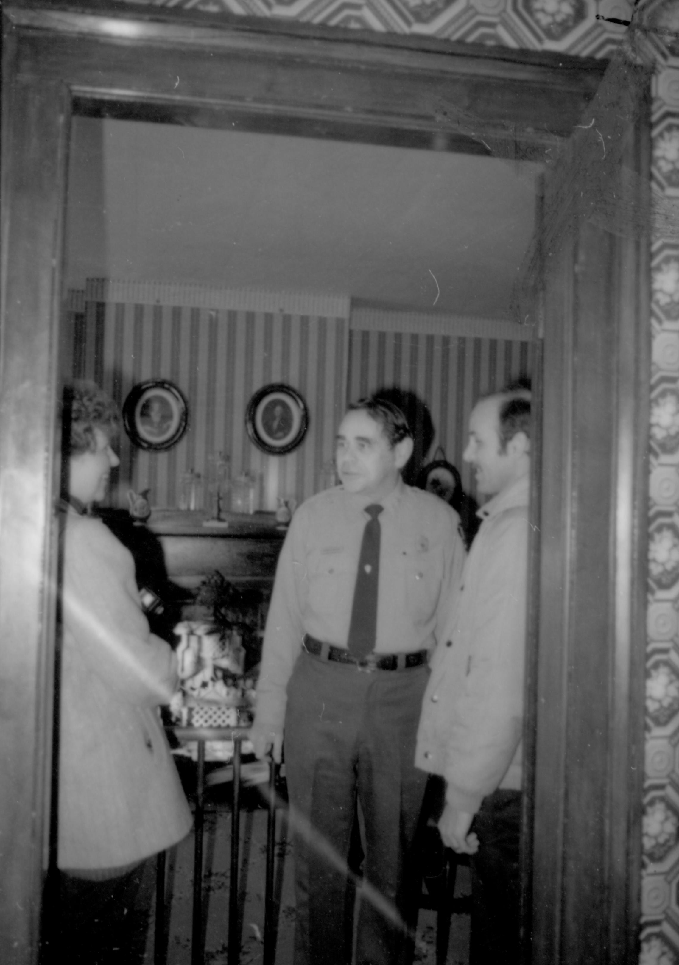 Park ranger giving tour in front parlor. Lincoln Home NHS- Visitor Center Dedication Ceremony Lincoln Home, ceremony, dedication