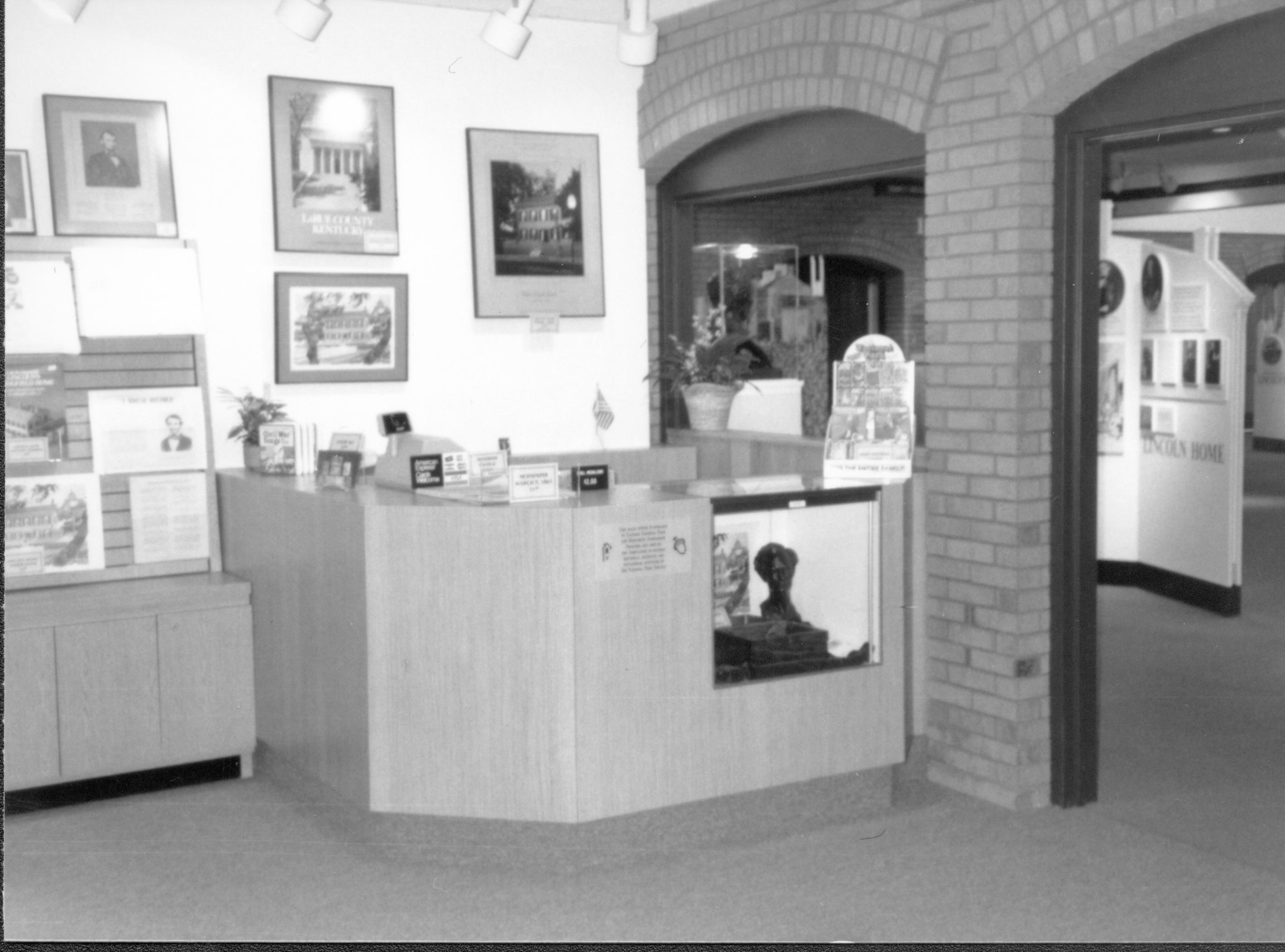 NA Lincoln Home NHS- Visitor Center, Eastern National LIHO Sales Area Visitor Center, bookstore