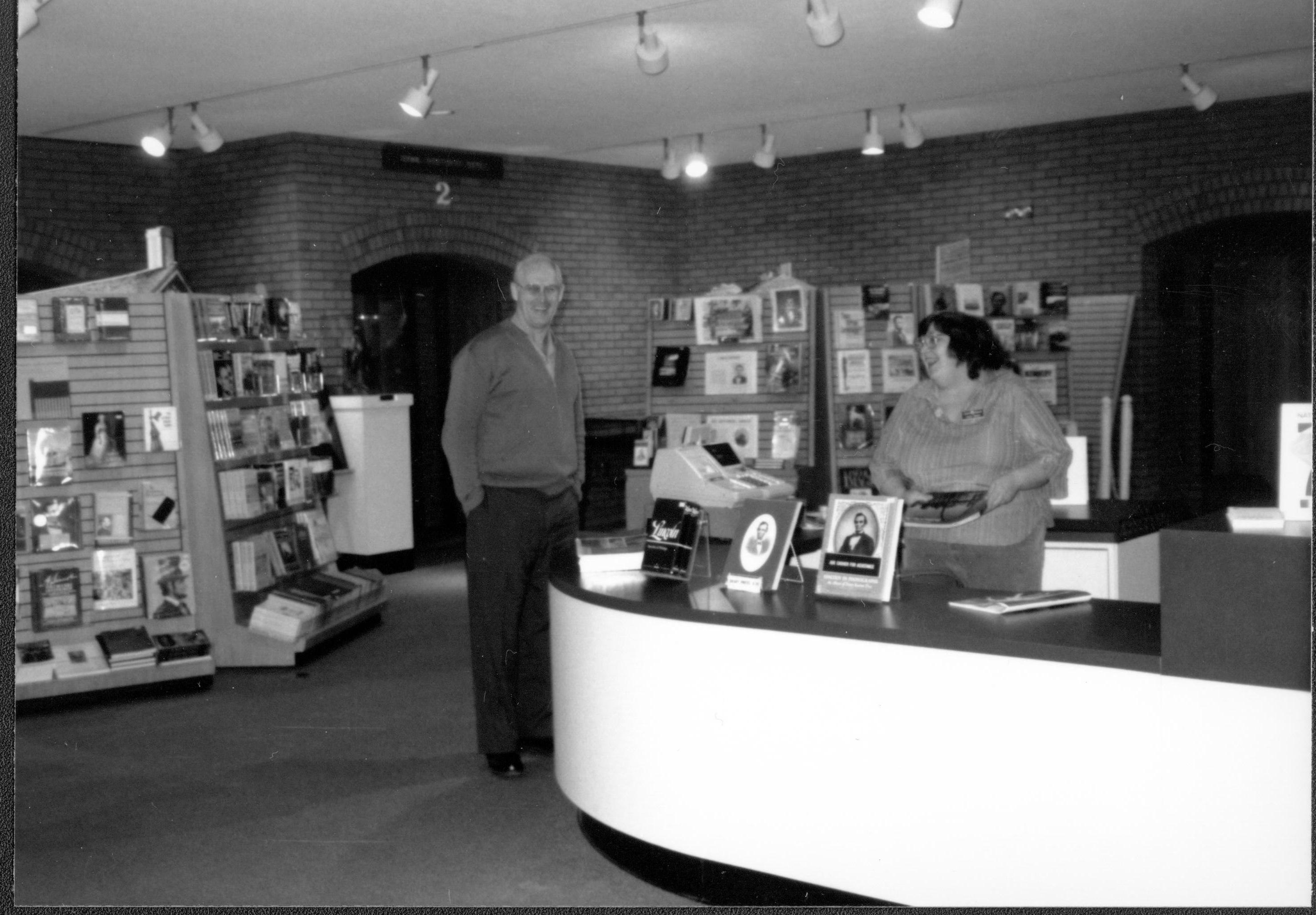 NA Lincoln Home NHS- Visitor Center, Eastern National LIHO Sales Area Visitor Center, bookstore