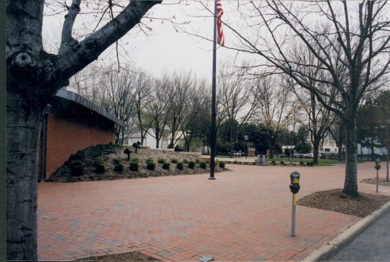 NA Lincoln Home NHS- Visitor Center 2004, 10A Visitor Center, exterior