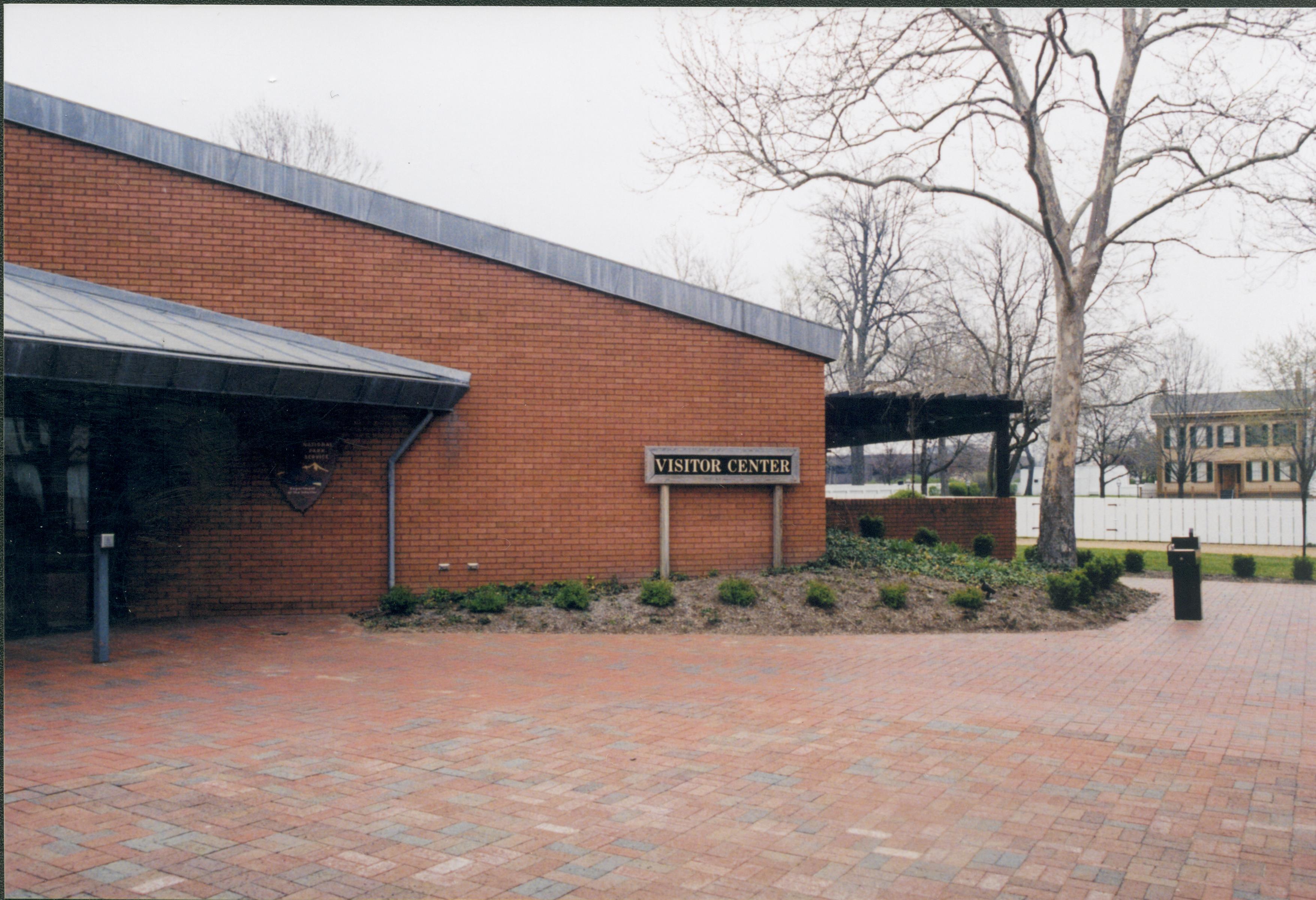 NA Lincoln Home NHS- Visitor Center 2004, 13A Visitor Center, exterior, entrance
