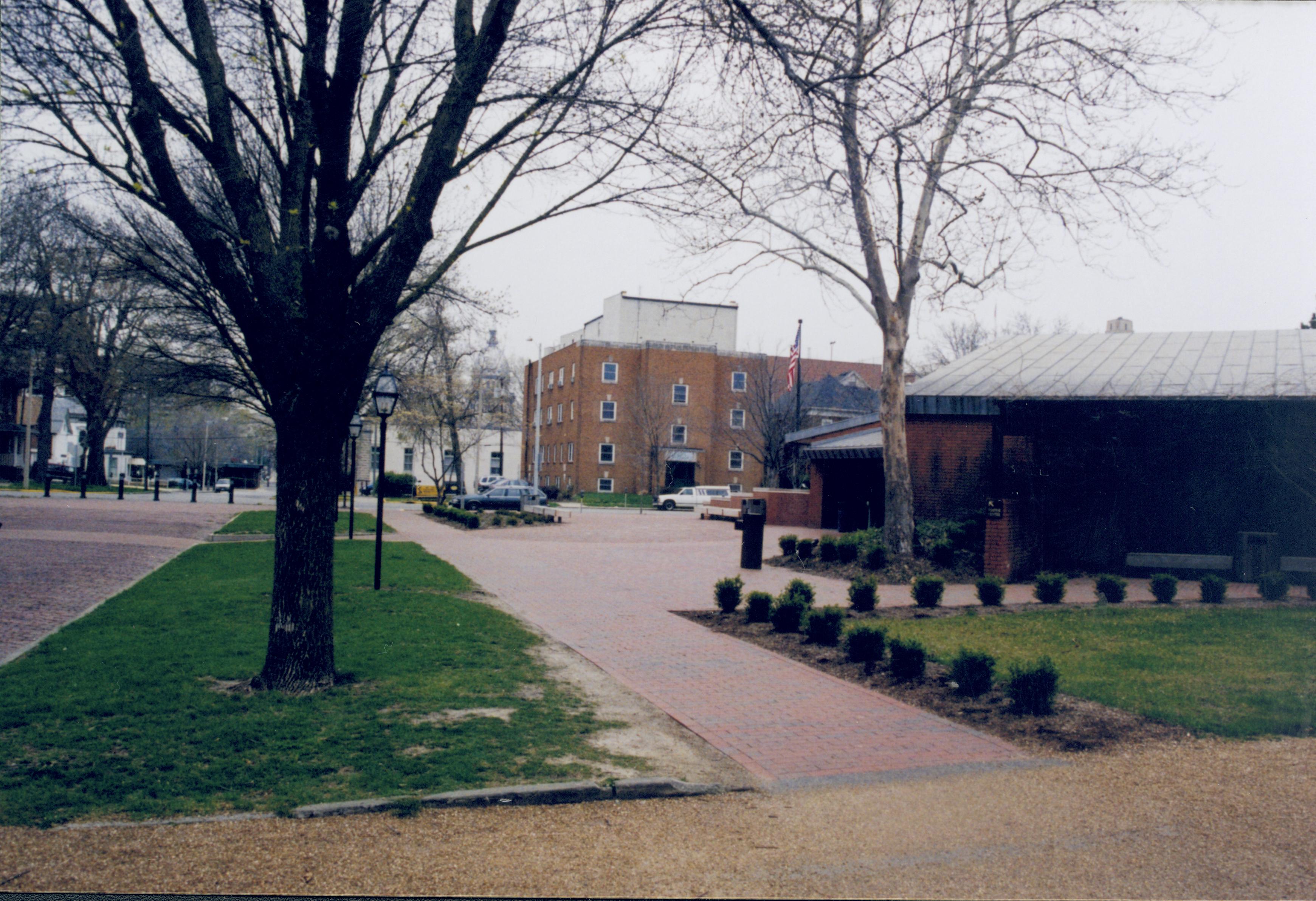 NA Lincoln Home NHS- Visitor Center 2004, 24A Visitor Center, exterior