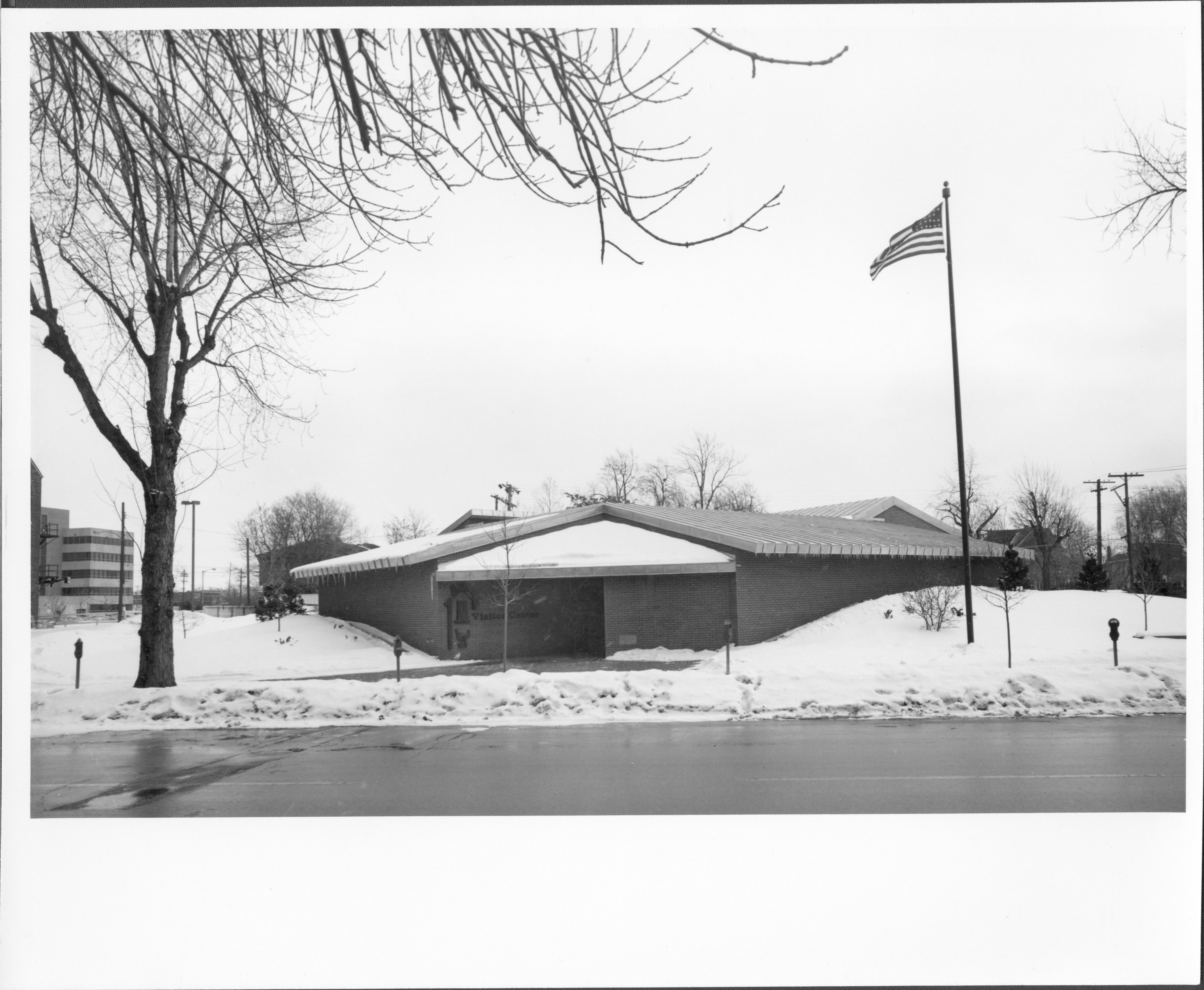 NA Lincoln Home NHS- Visitor Center, class 13 pic 6 Visitor Center, snow