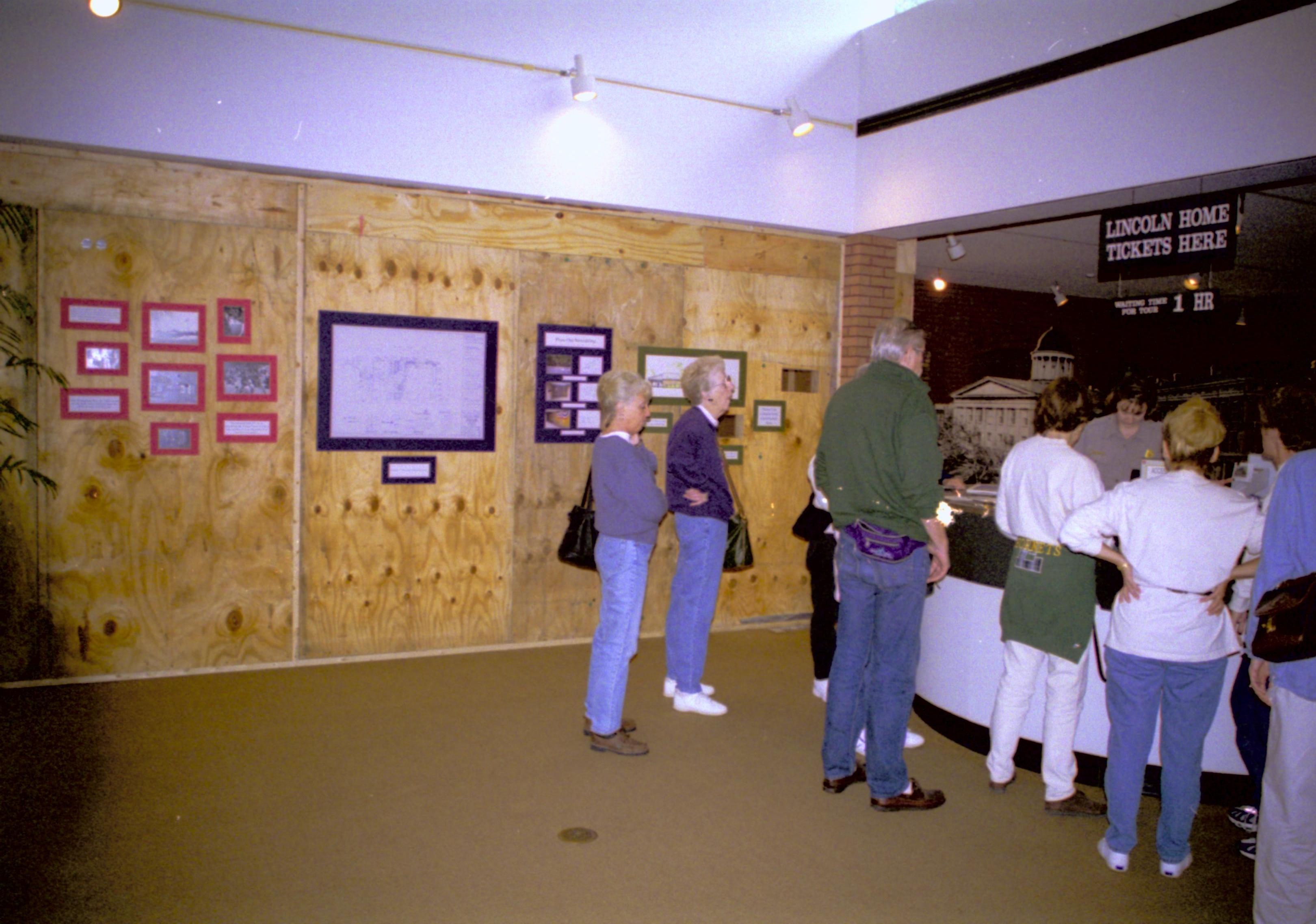 Construction wall and temporary exhibit Lincoln Home NHS- Visitor Center remodel, exp 14 Visitor Center, remodel