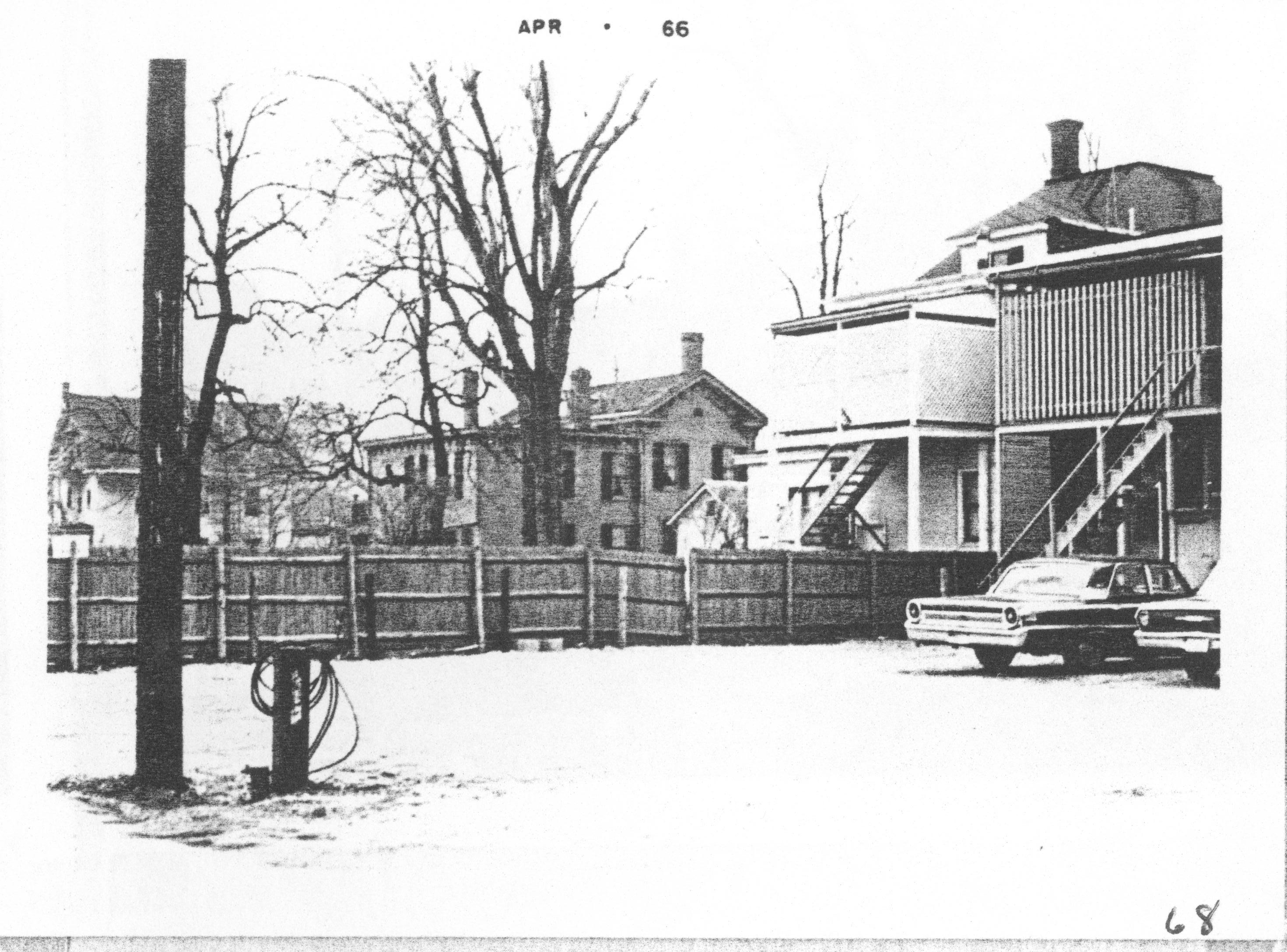Looking West from alley behind Lincoln Home Lincoln Home NHS- Various Neighborhood locations, VF88-46, 68 neighborhood, historical