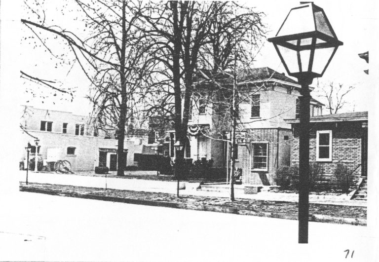 West side of 8th St. from Jackson to Capitol Lincoln Home NHS- Various Neighborhood locations, VF88-46, 71 neighborhood, historical