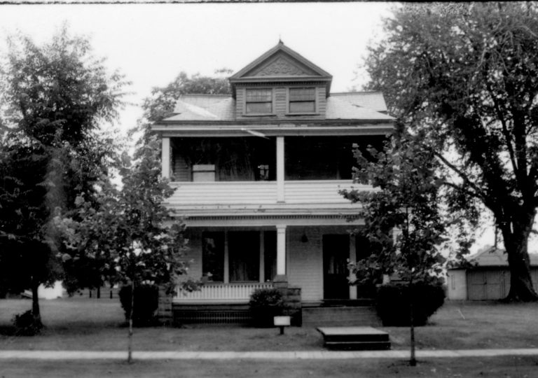NA Lincoln Home NHS- Various Neighborhood locations neighborhood, front