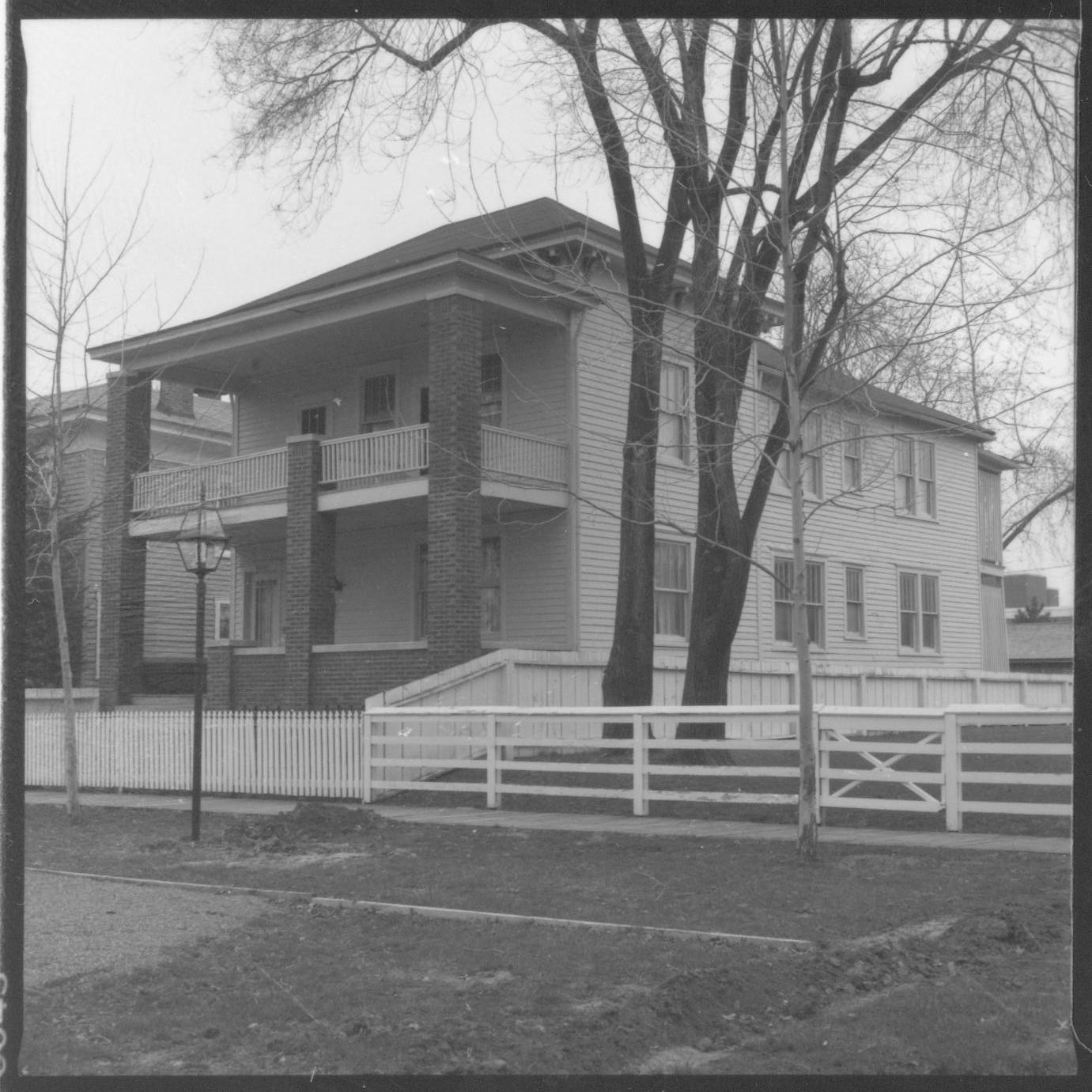 NA Lincoln Home NHS- Various locations neighborhood, historical