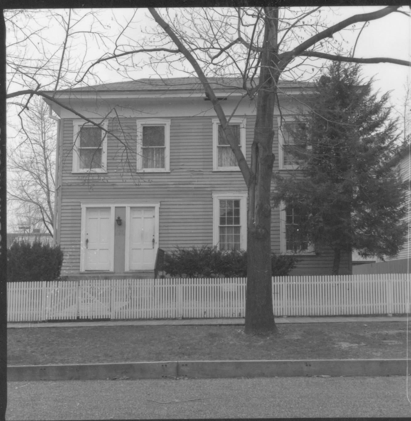 NA Lincoln Home NHS- Various locations neighborhood, historical