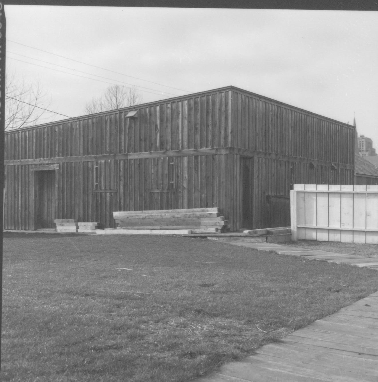 NA Lincoln Home NHS- Various locations neighborhood, historical, barn