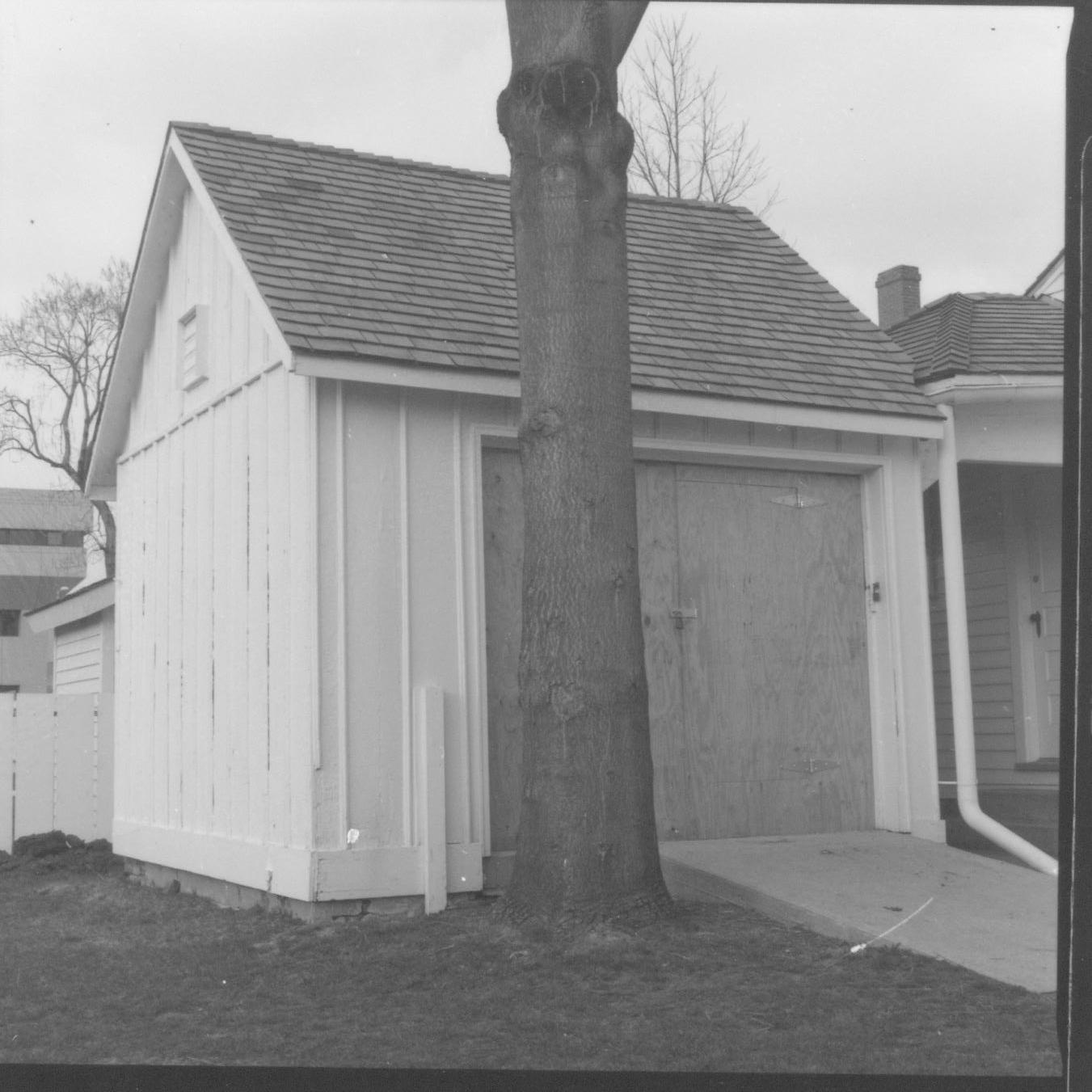 NA Lincoln Home NHS- Various locations neighborhood, historical, barn