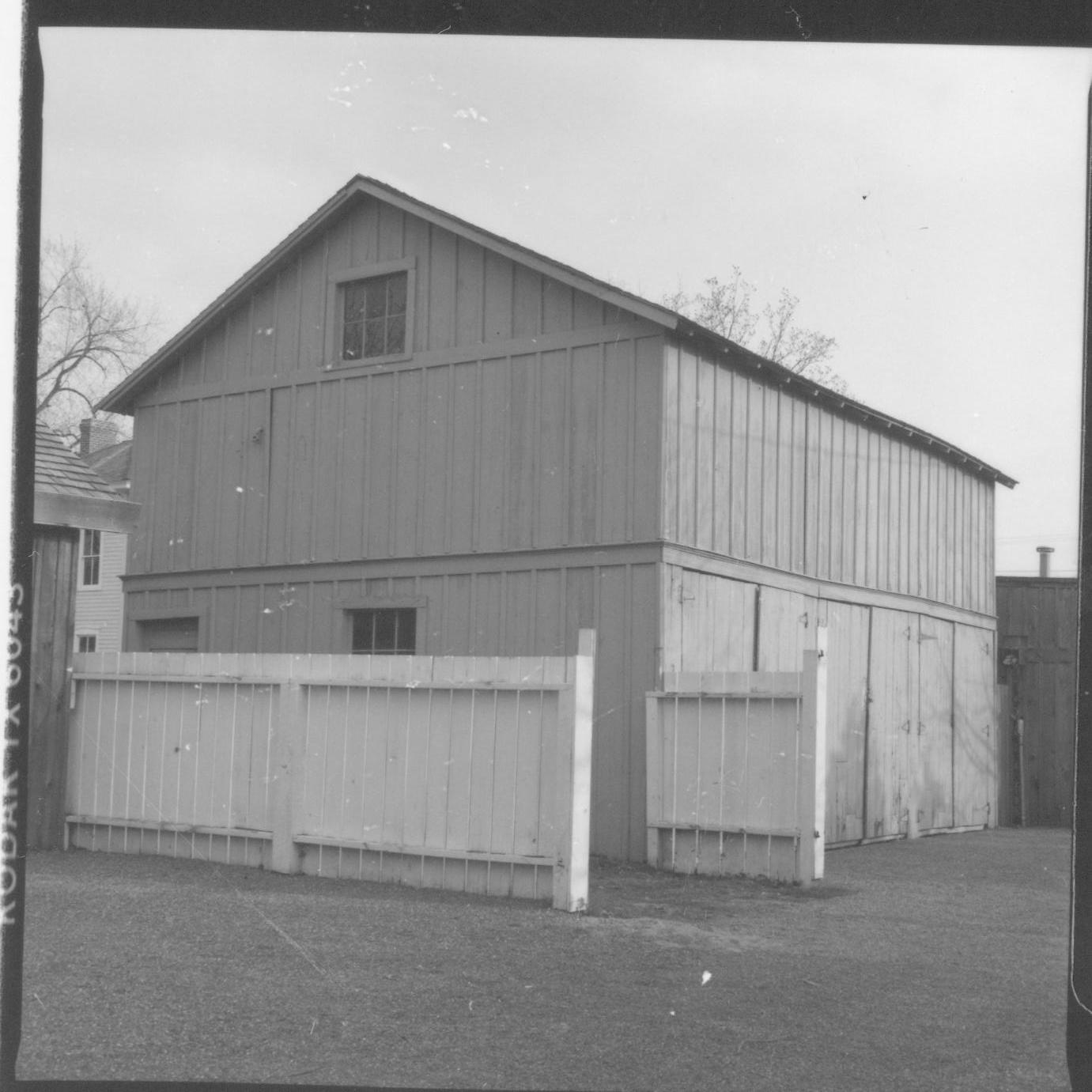 NA Lincoln Home NHS- Various locations neighborhood, historical, barn