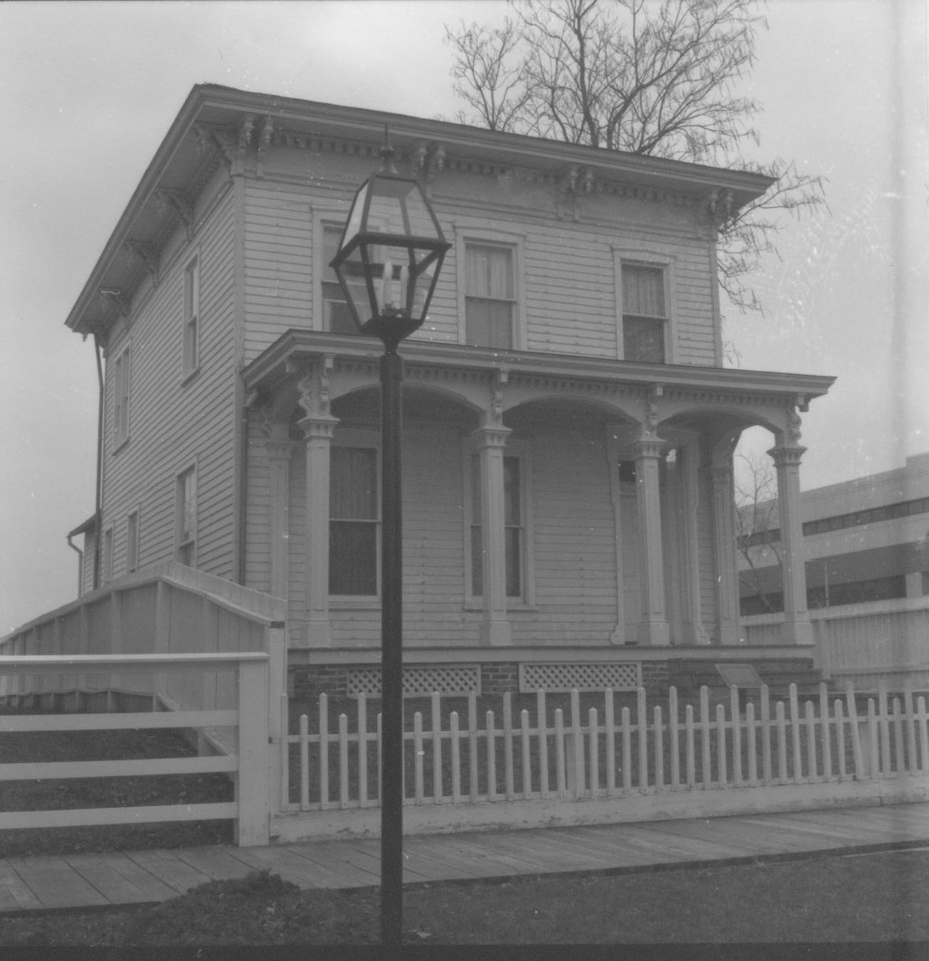 NA Lincoln Home NHS- Various locations neighborhood, historical