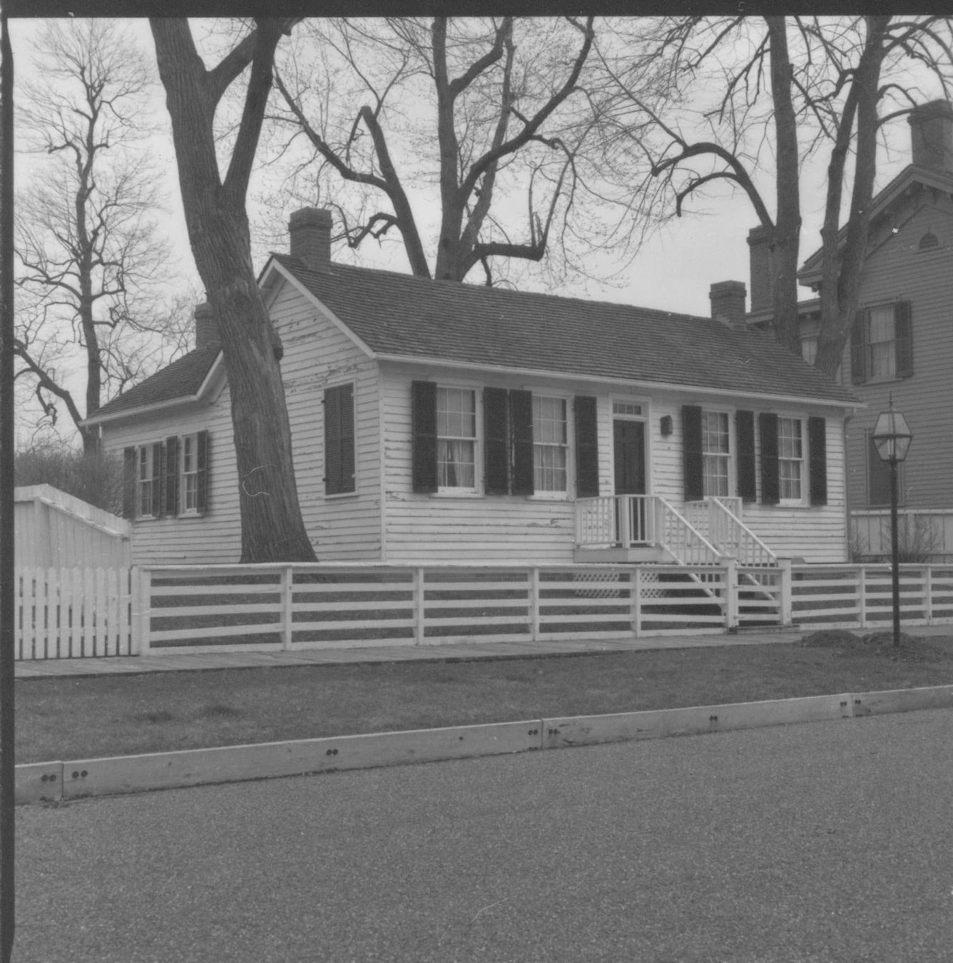 NA Lincoln Home NHS- Various locations neighborhood, historical