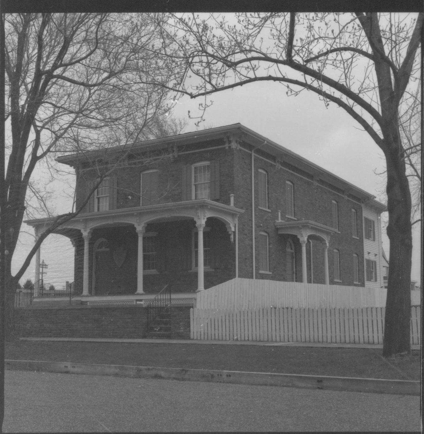 NA Lincoln Home NHS- Various locations neighborhood, historical