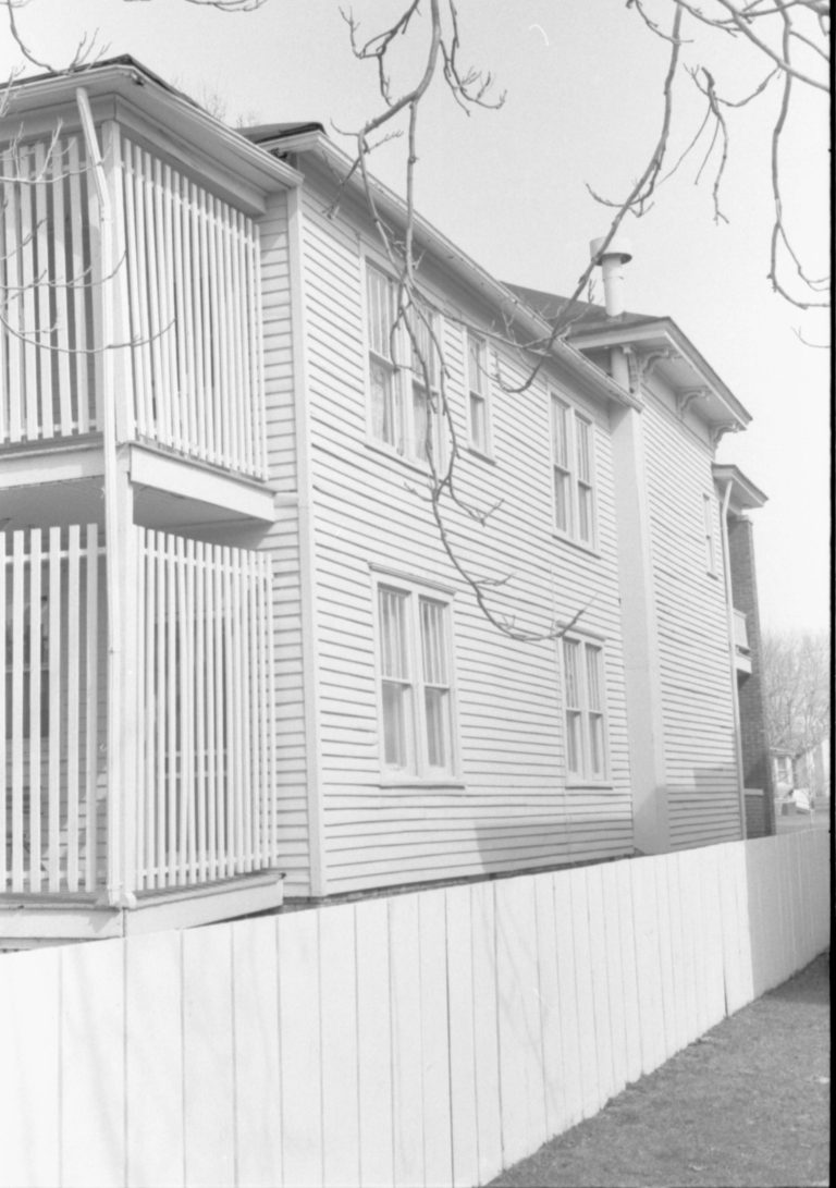NA Lincoln Home NHS- Various location neighborhood, historical
