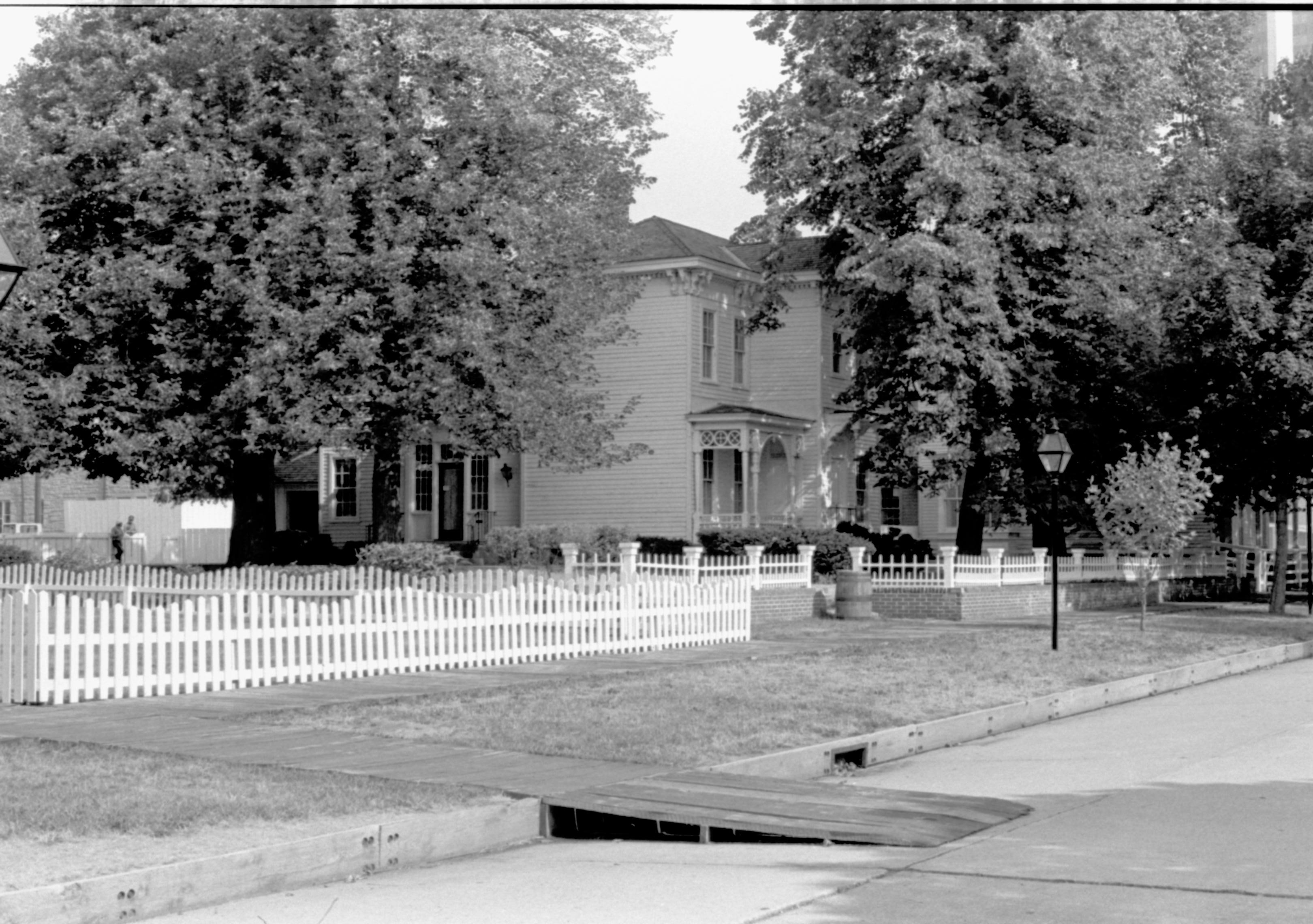 NA Lincoln Home NHS- Various locations, 1-B neighborhood, historical