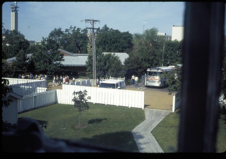 NA Lincoln Home NHS- Various locations neighborhood, visitor center