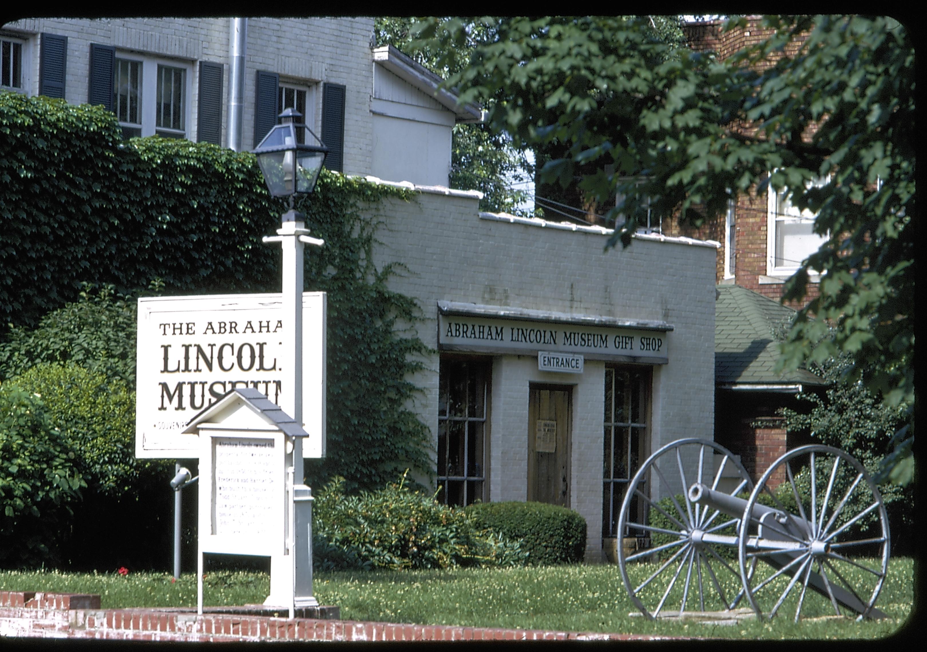 NA Lincoln Home NHS- Various locations, Class 2 slide 66, 11 neighborhood, shop
