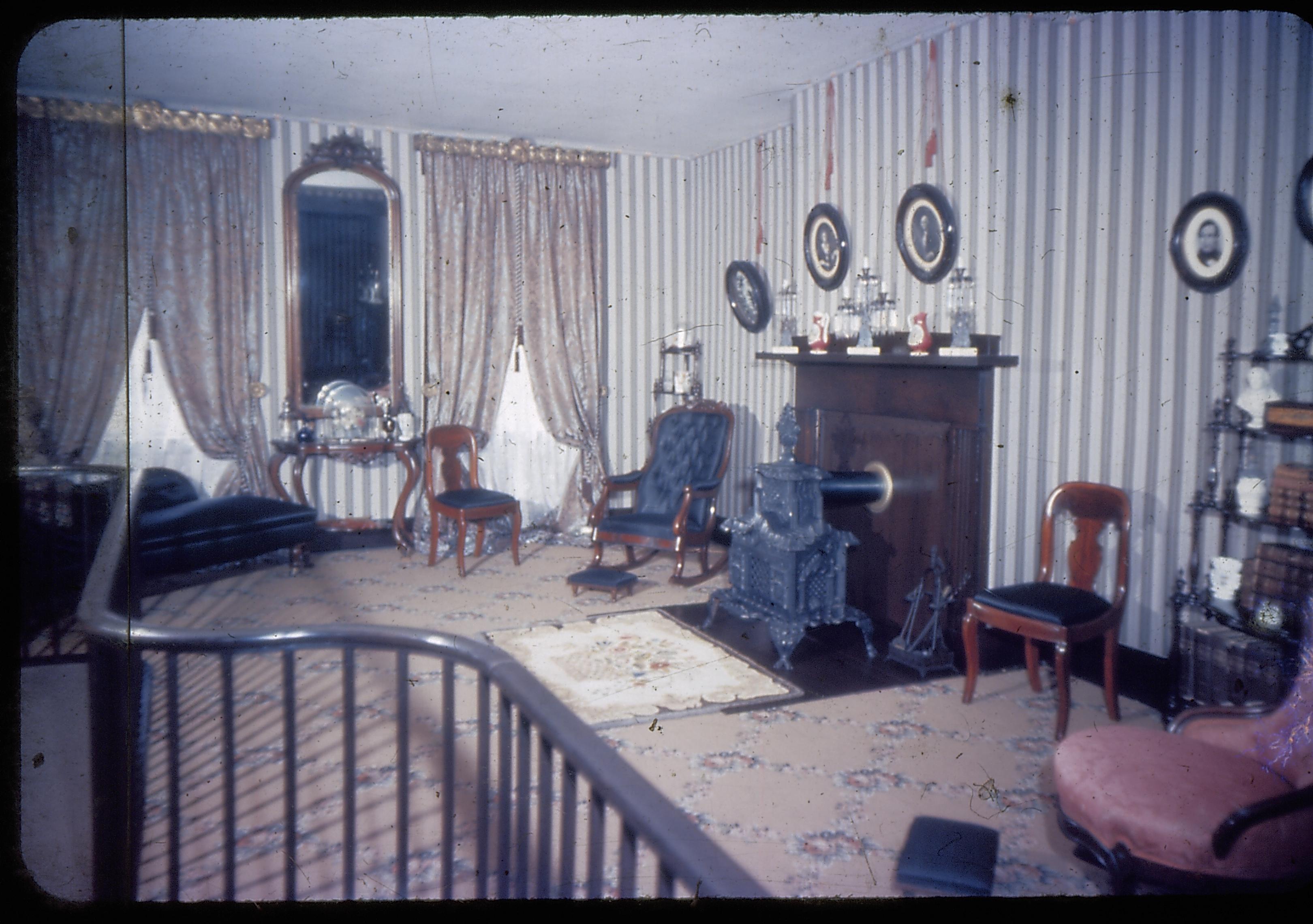 Front parlor of Lincoln home. Lincoln Home NHS- Souvenir Set, 60Z, Z37 Lincoln, souvenir, slide