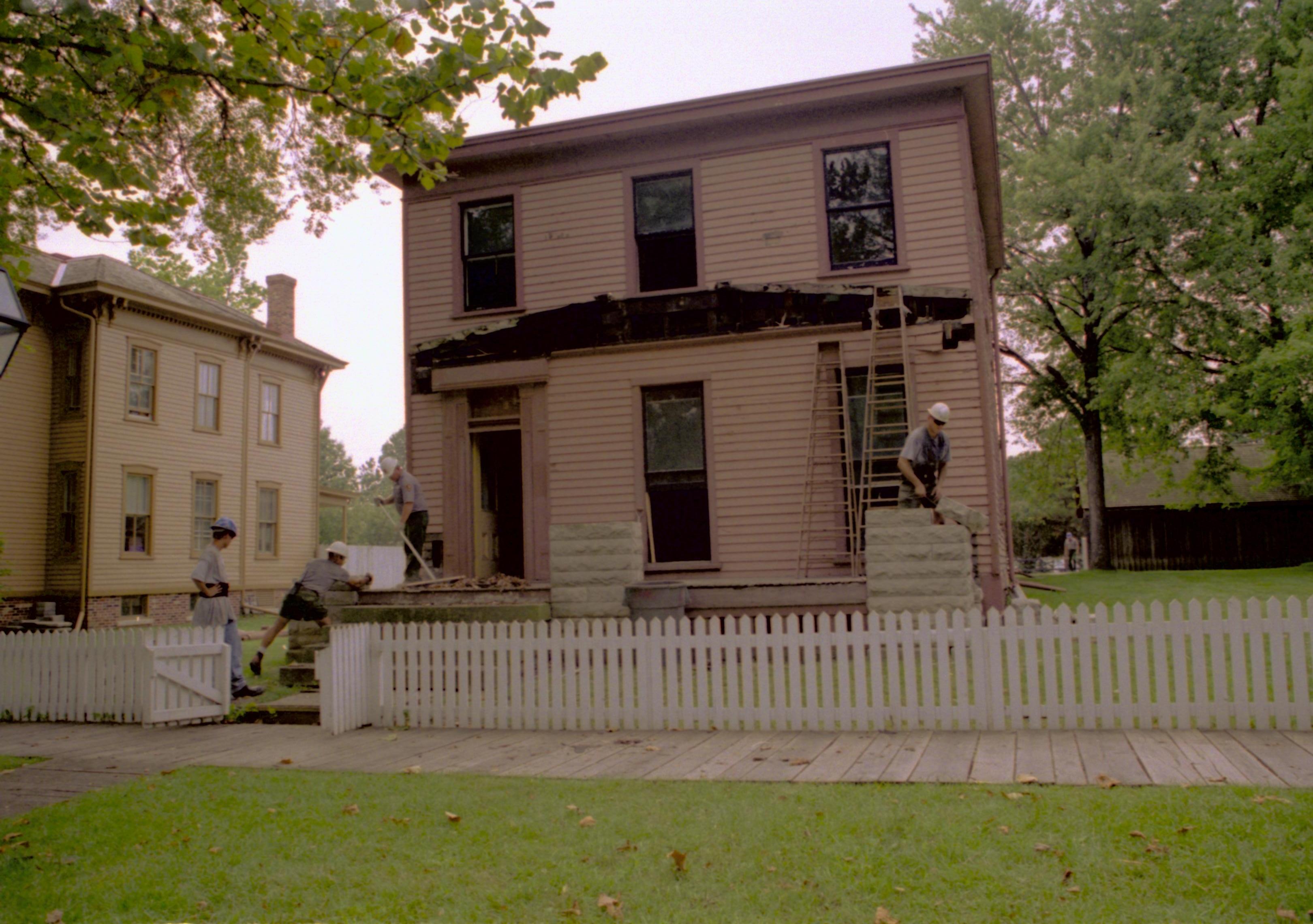 Dubois House Lincoln Home NHS- Sprigg House, Roll 1998-5, exp 13 Dubois House, restoration