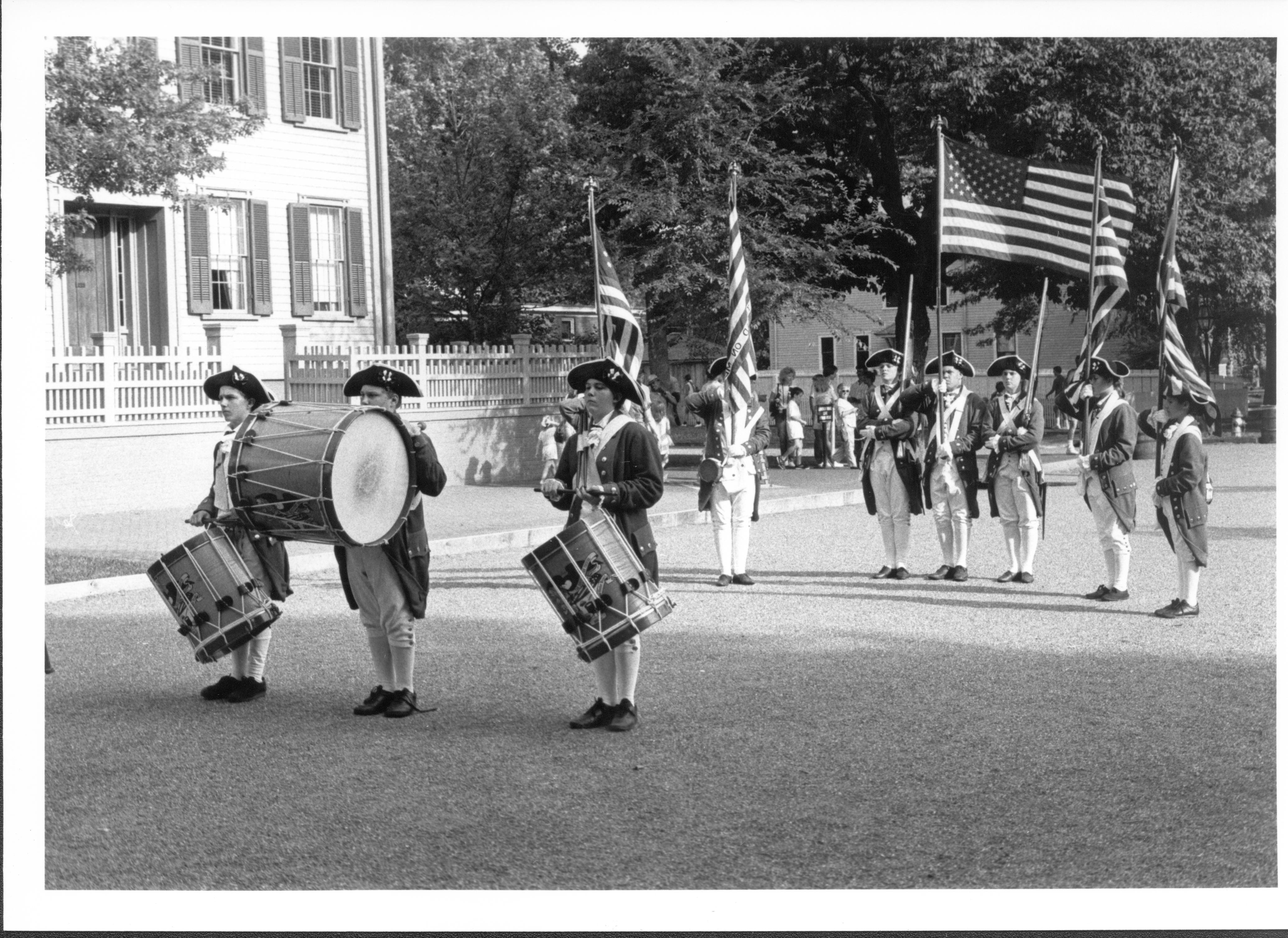 NA Lincoln Home NHS- Lincoln Festival, 90-7-3, 30 Lincoln Festival, fife and drum