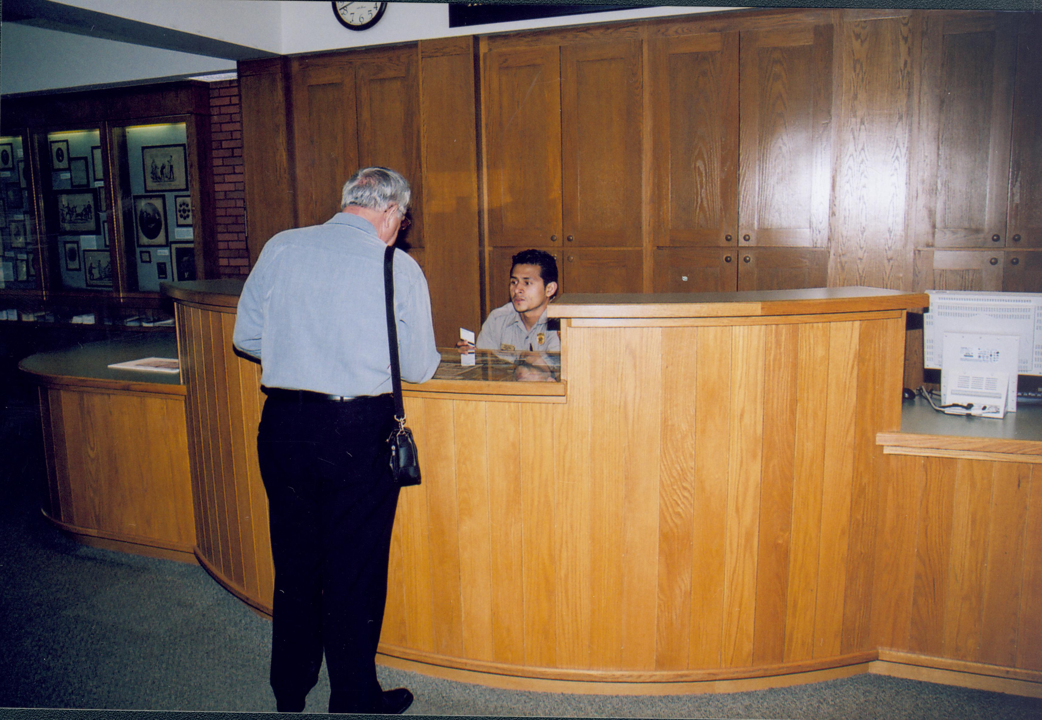 Visitor Center Operations Lincoln Home NHS- Lincoln Presidential Museum Opening, Disc D 23 Lincoln Museum, tour