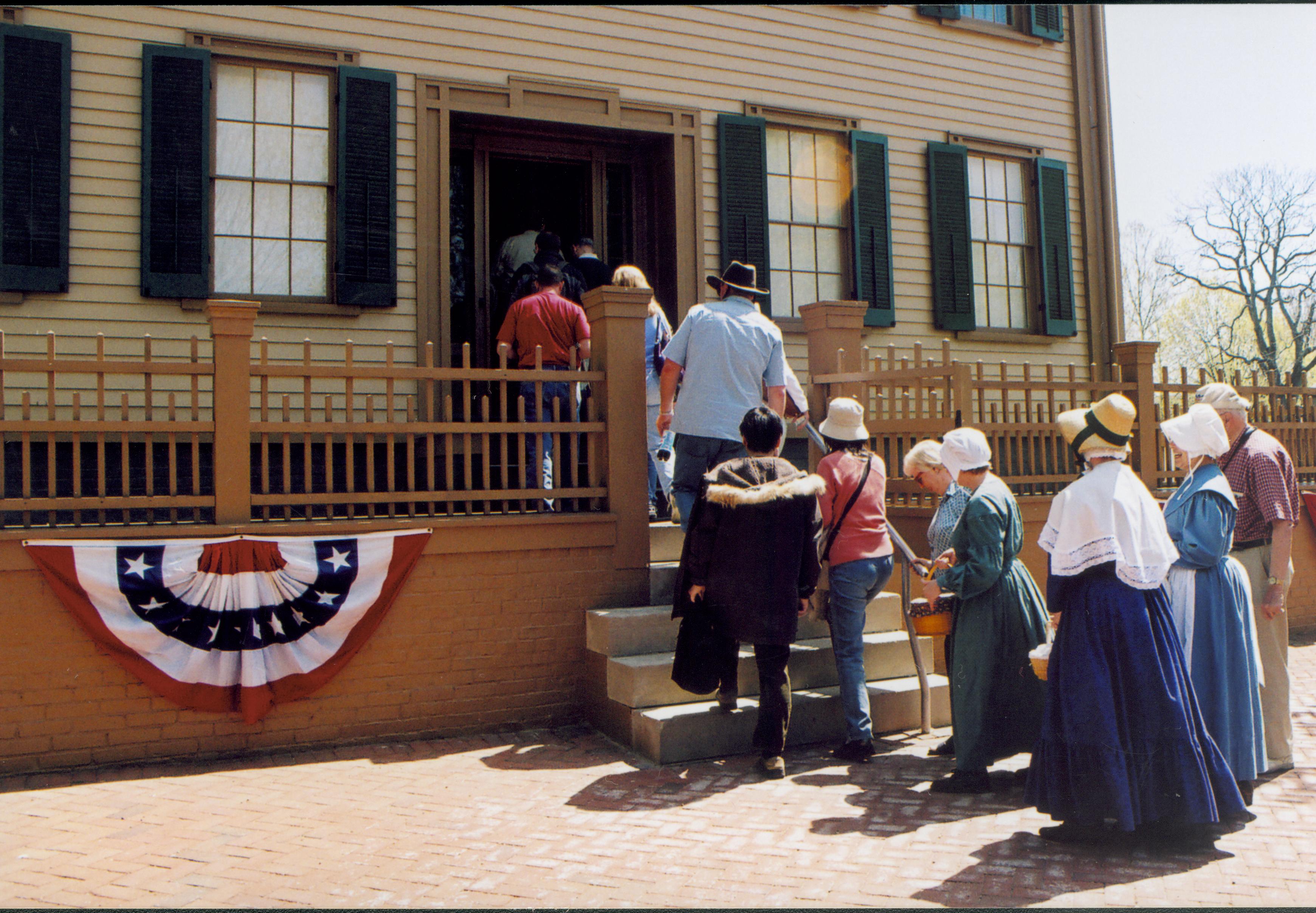 NA Lincoln Home NHS- Lincoln Presidential Museum Opening, Disc F 4 Lincoln Museum, tour