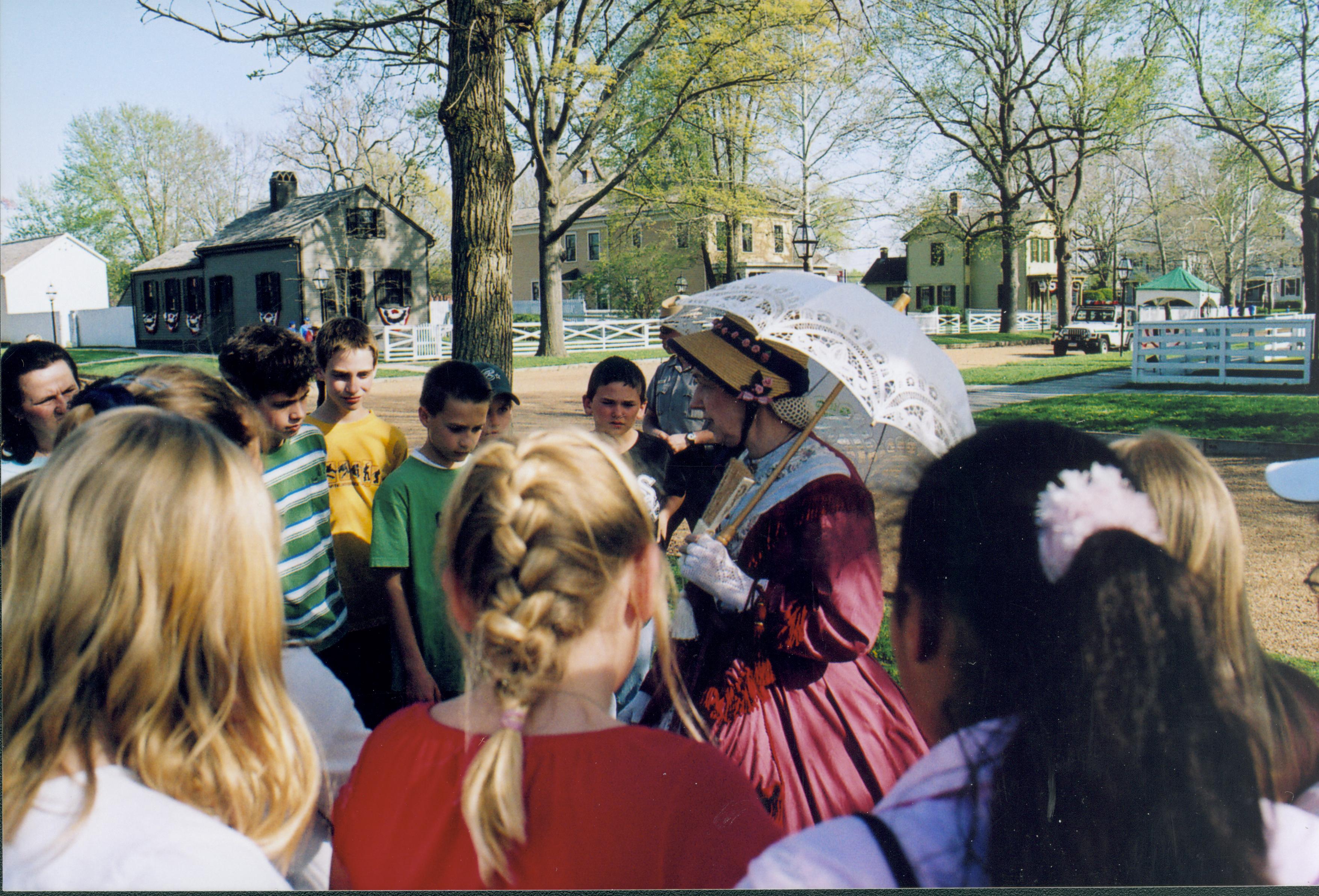 NA Lincoln Home NHS- Lincoln Presidential Museum Opening, Disc A 14 Lincoln Museum, tour