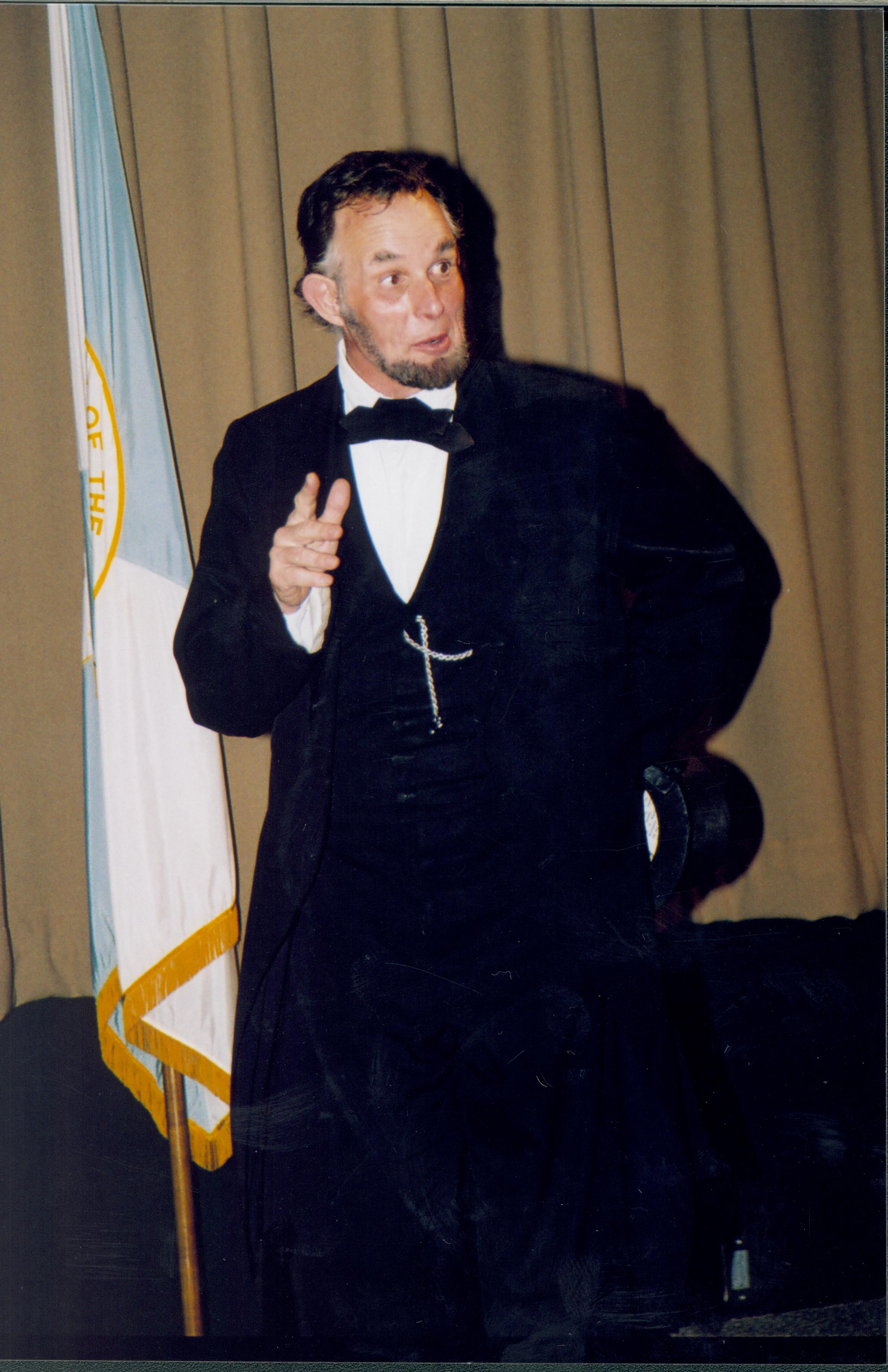 NA Lincoln Home NHS- Presidential Museum, Disc R Presidential Museum, Lincoln impersonator