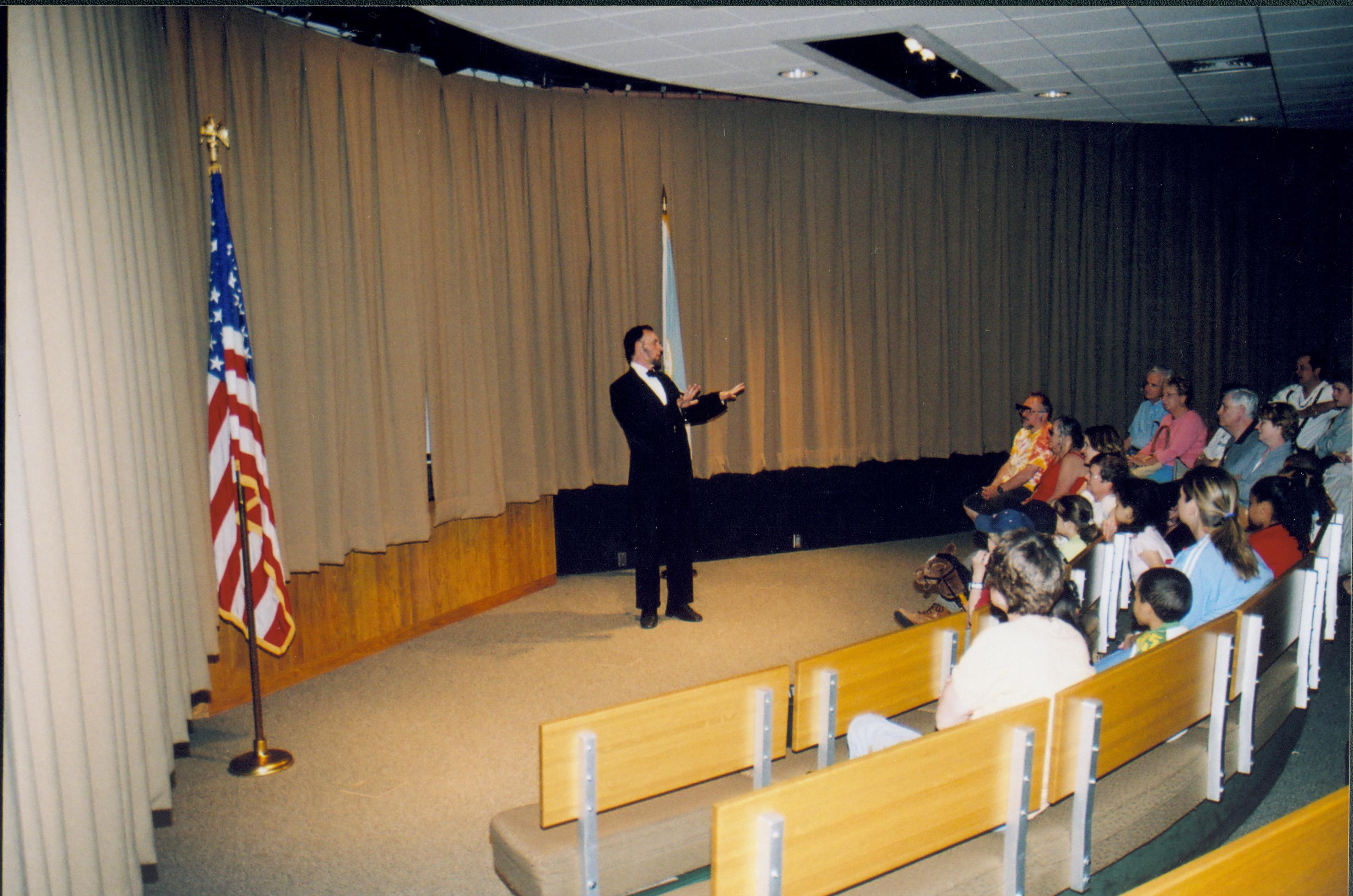 NA Lincoln Home NHS- Presidential Museum, Disc R Presidential Museum, Lincoln impersonator