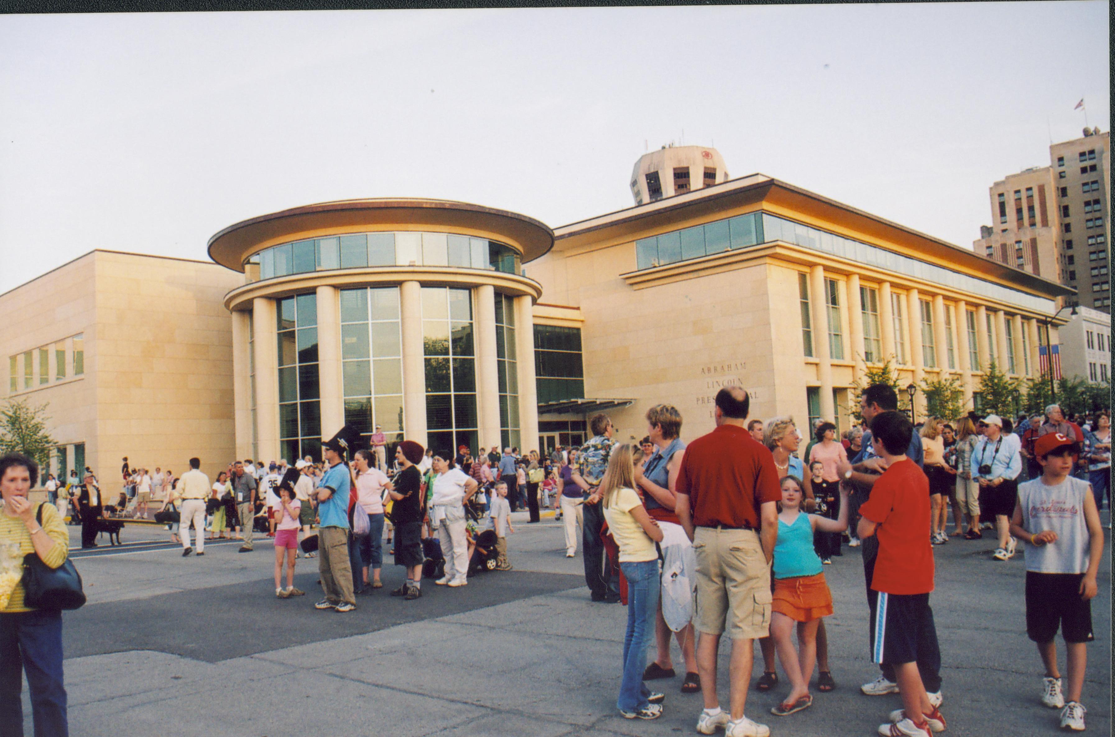 NA Lincoln Home NHS- Presidential Museum, Disc R Presidential Museum