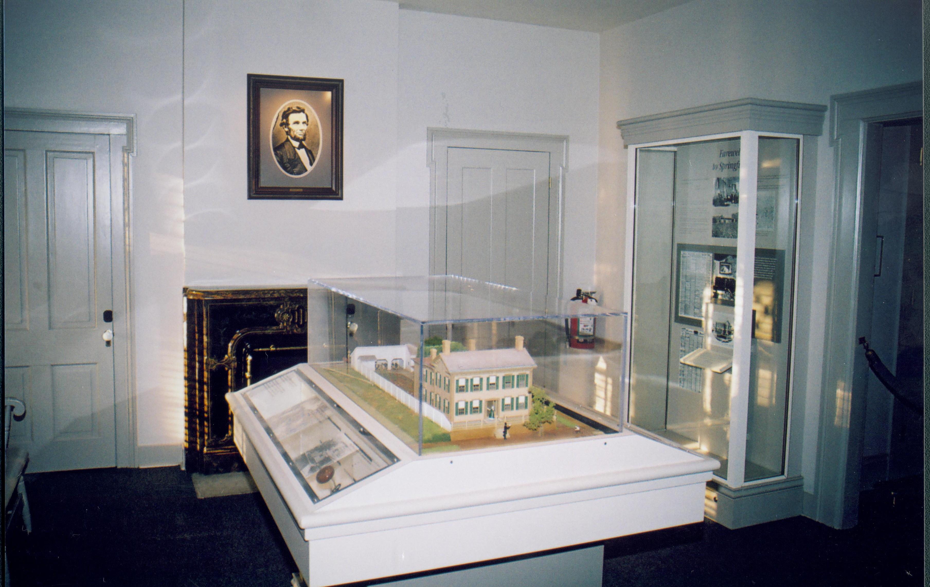 NA Lincoln Home NHS- Presidential Museum, Disc R Presidential Museum, exhibit