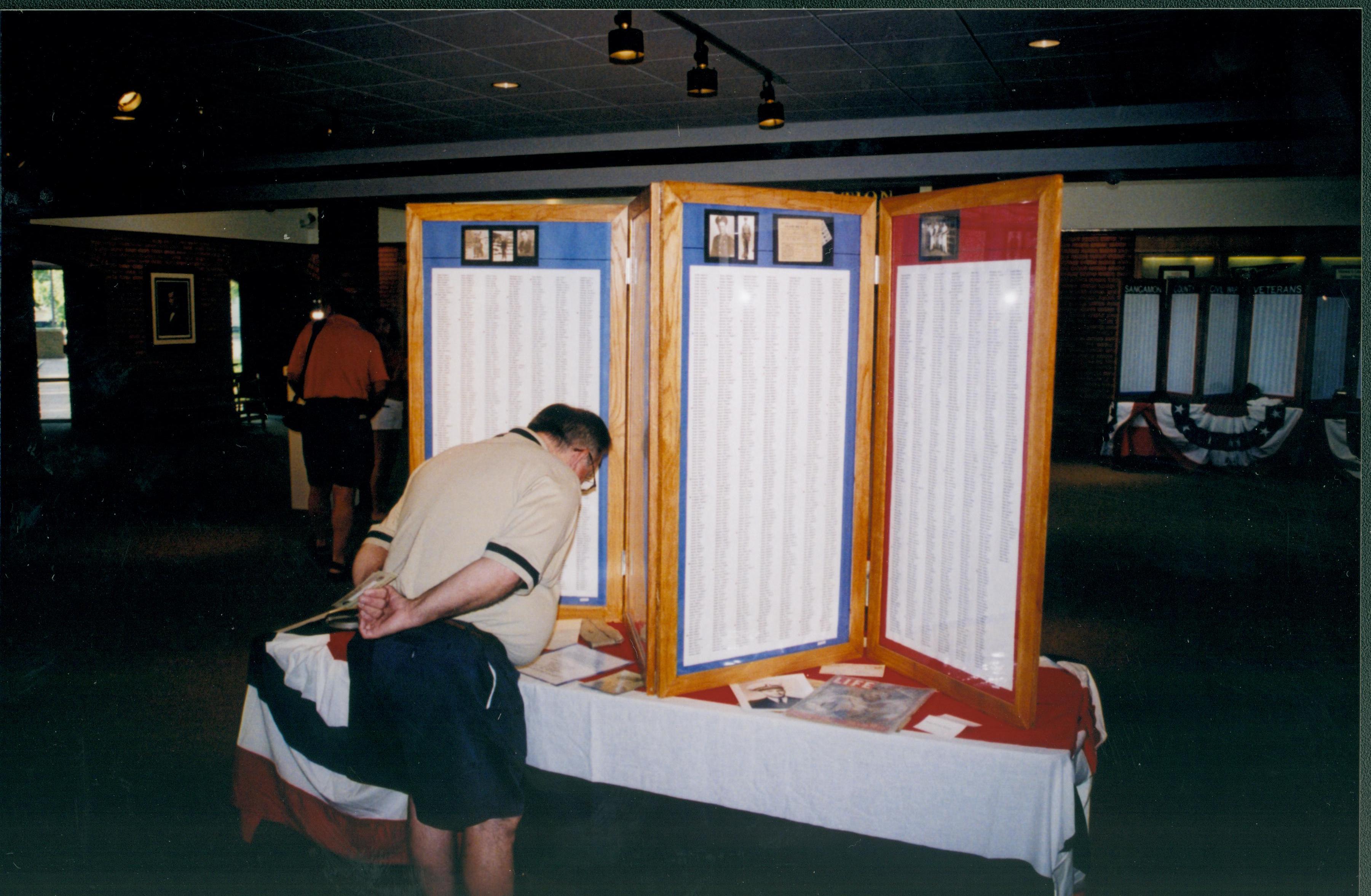 NA Lincoln Home NHS- National Flag Exhibit, Roll 1 exhibit, veteran memorial